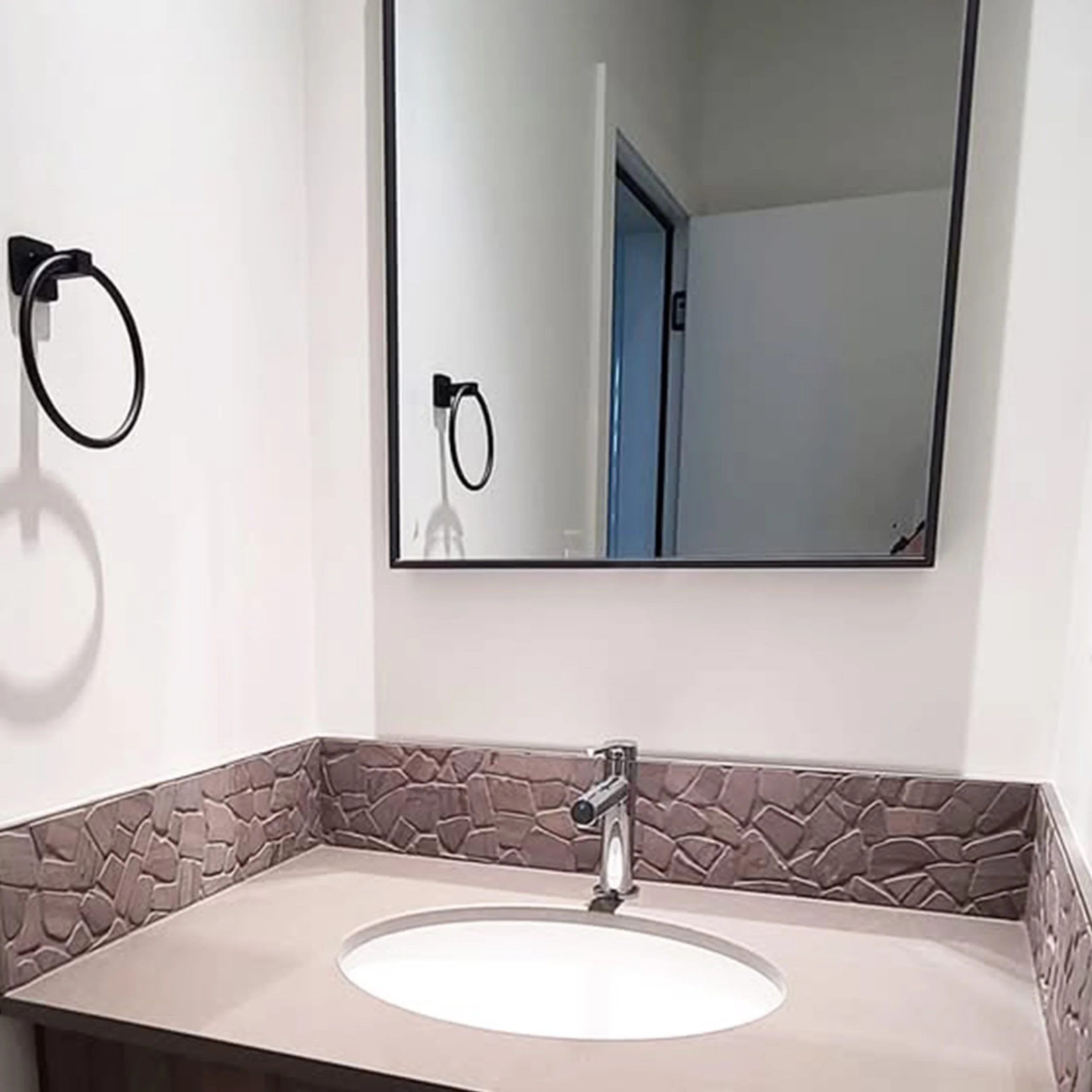 rose-hill-farms-shouse-dog-shower-sink.jpg