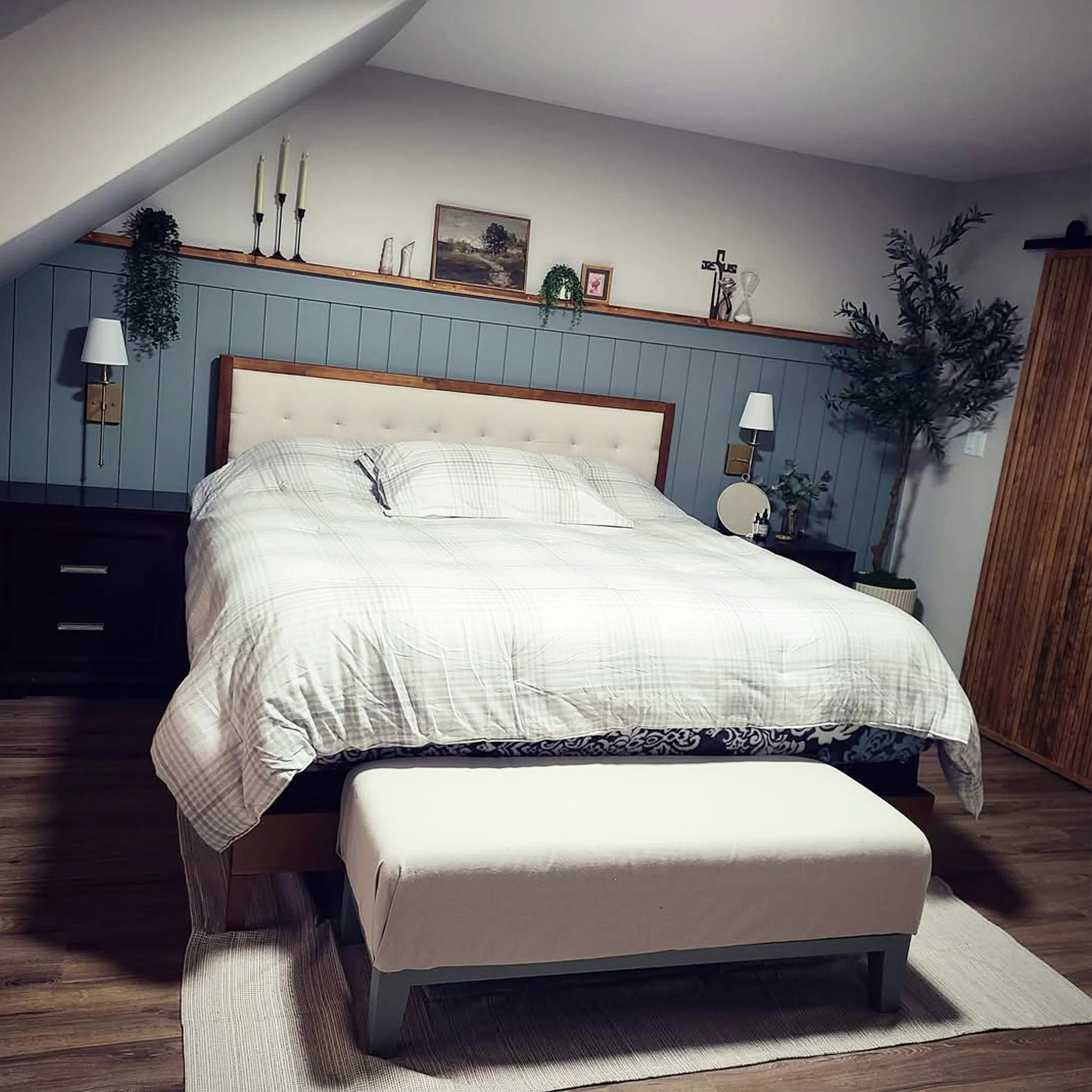 rose-hill-farms-renovation-bedroom-view1-lacombe-county-alberta.jpg