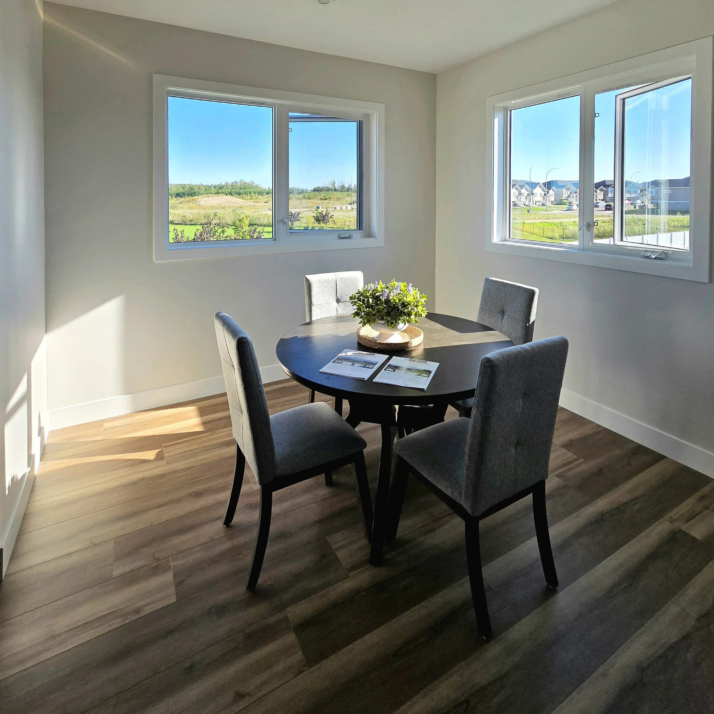 ridgestone-custom-homes-22-aura-drive-blackfalds-Dining.jpg