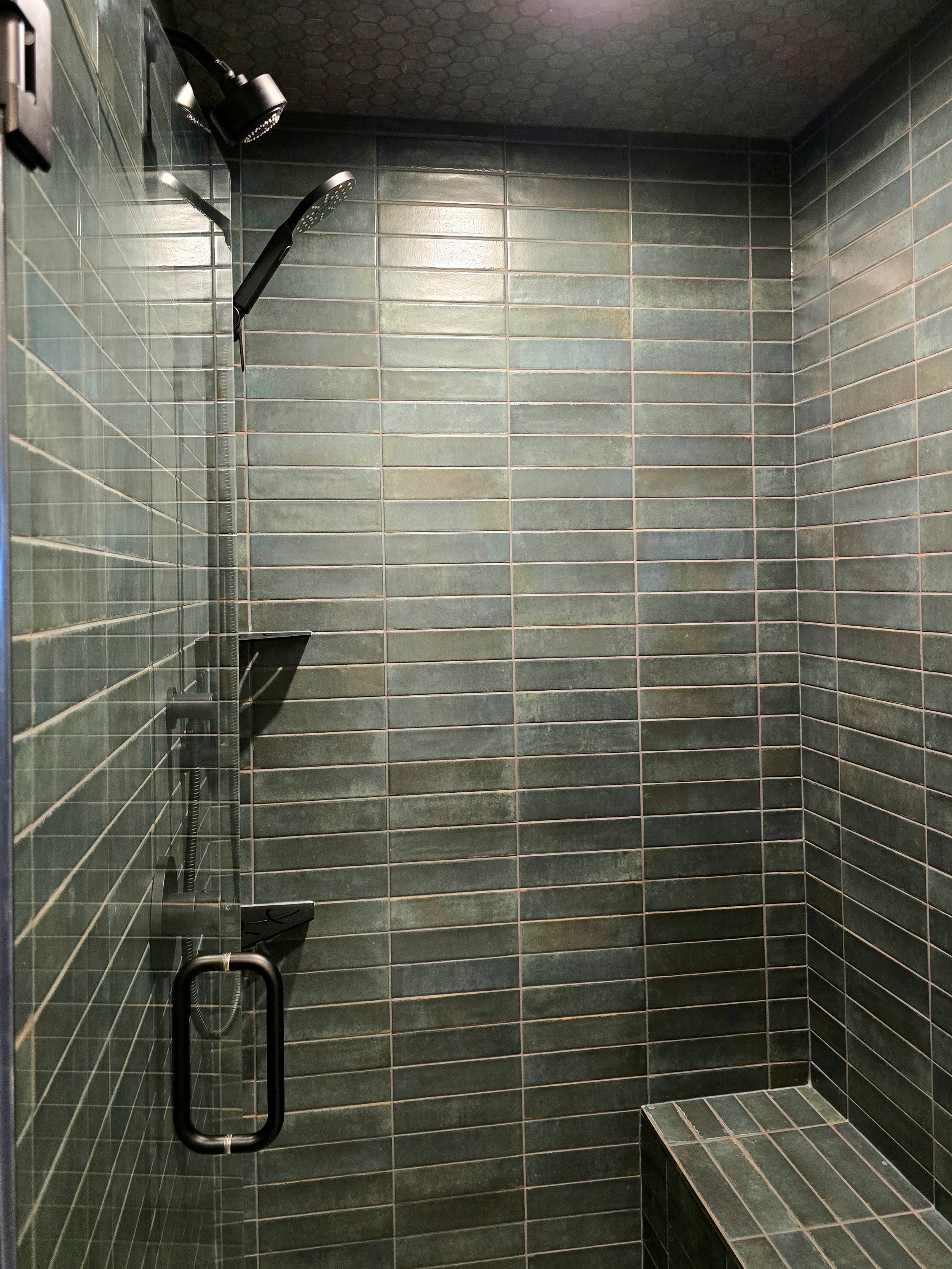 ridgestone-custom-homes-22-aura-drive-blackfalds-shower.jpg