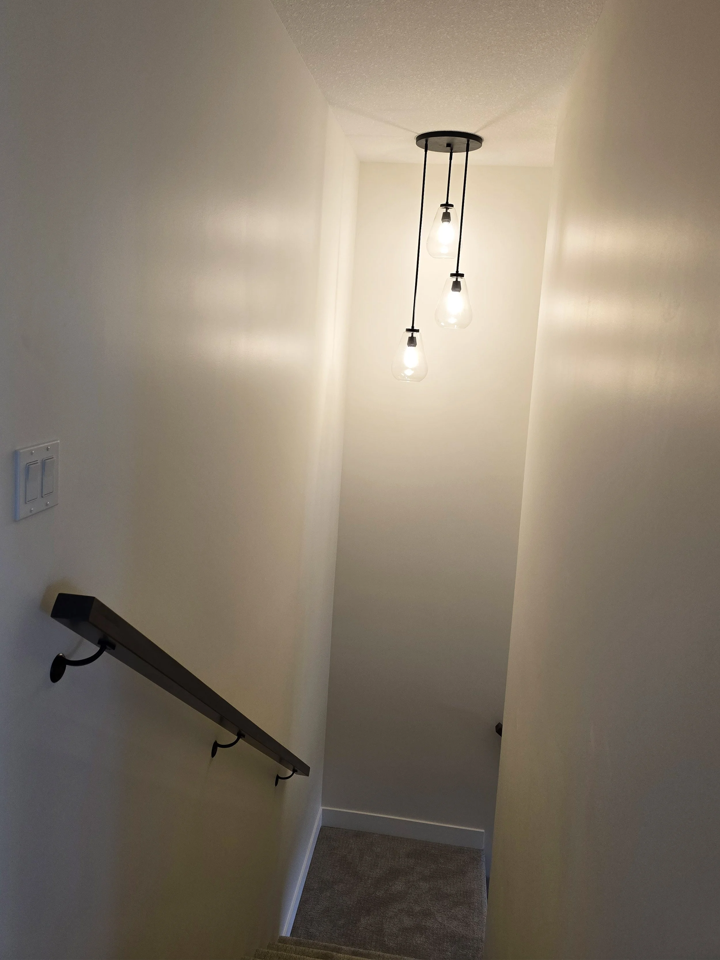 ridgestone-custom-homes-10-aura-drive-blackfalds-stair.jpg