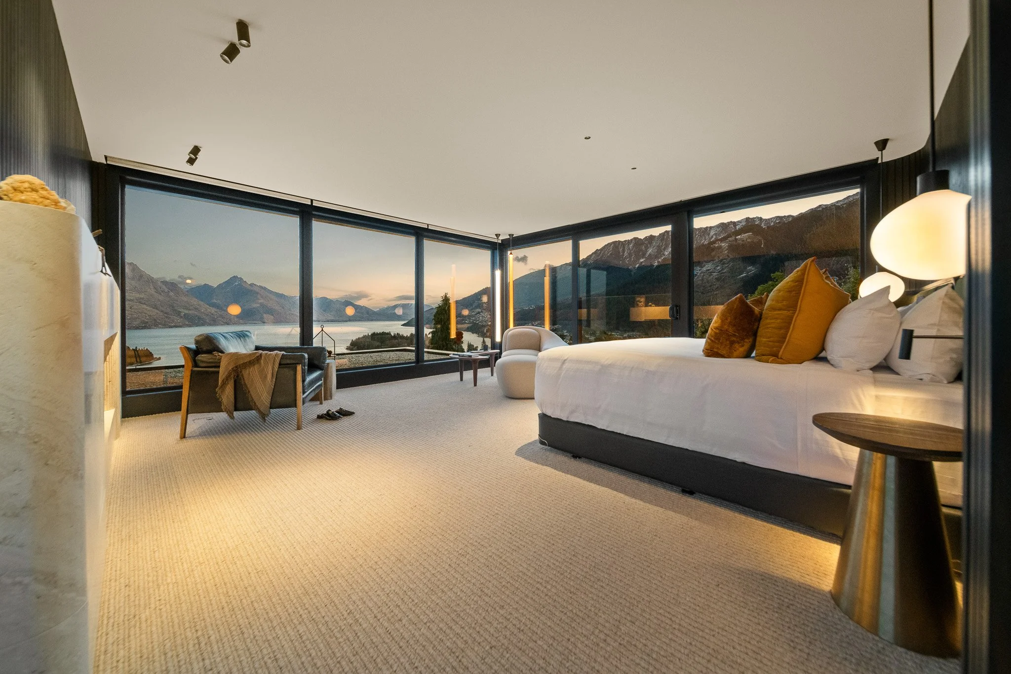 Masterbedroom5-2.jpg