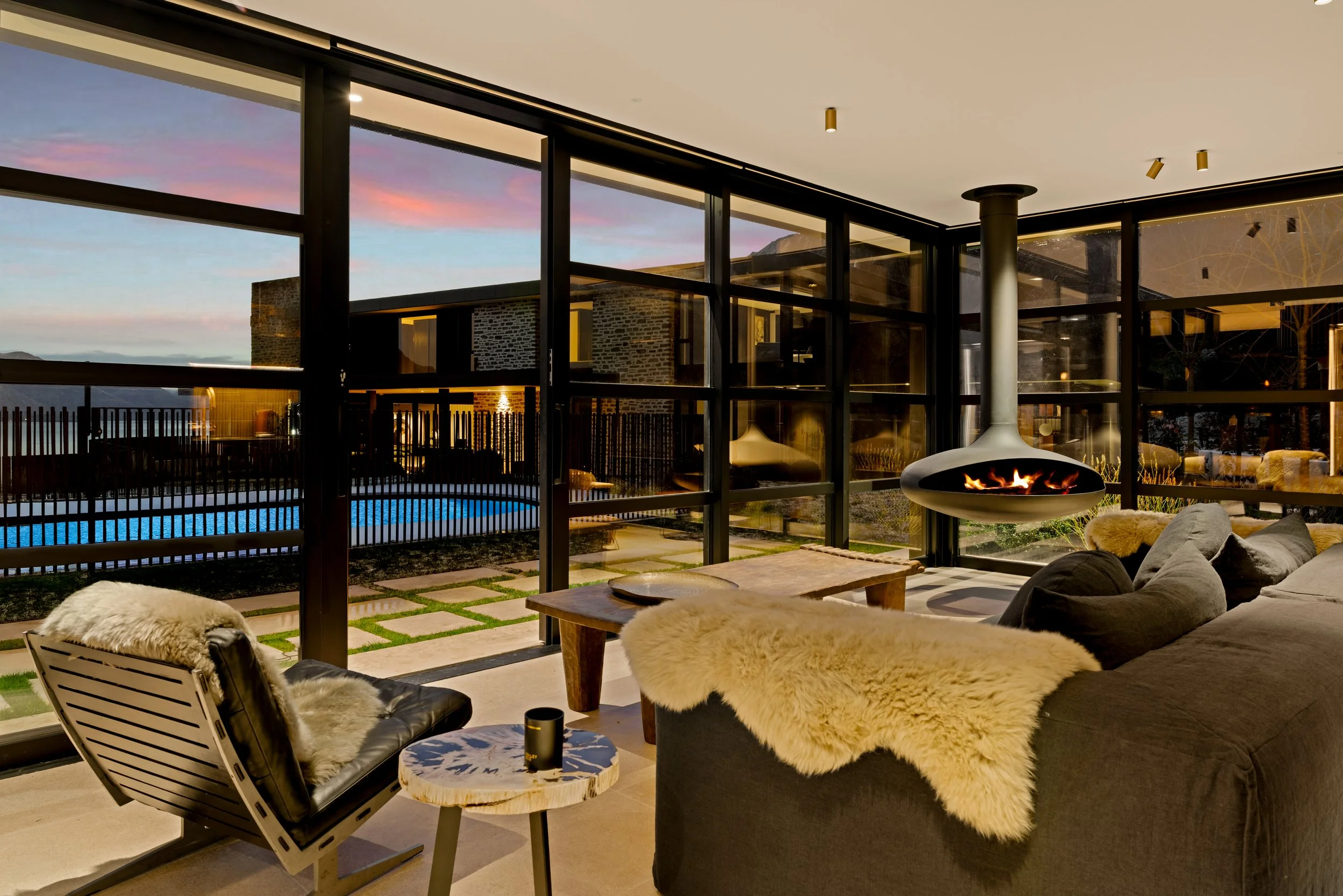 Poolhouse2.jpg
