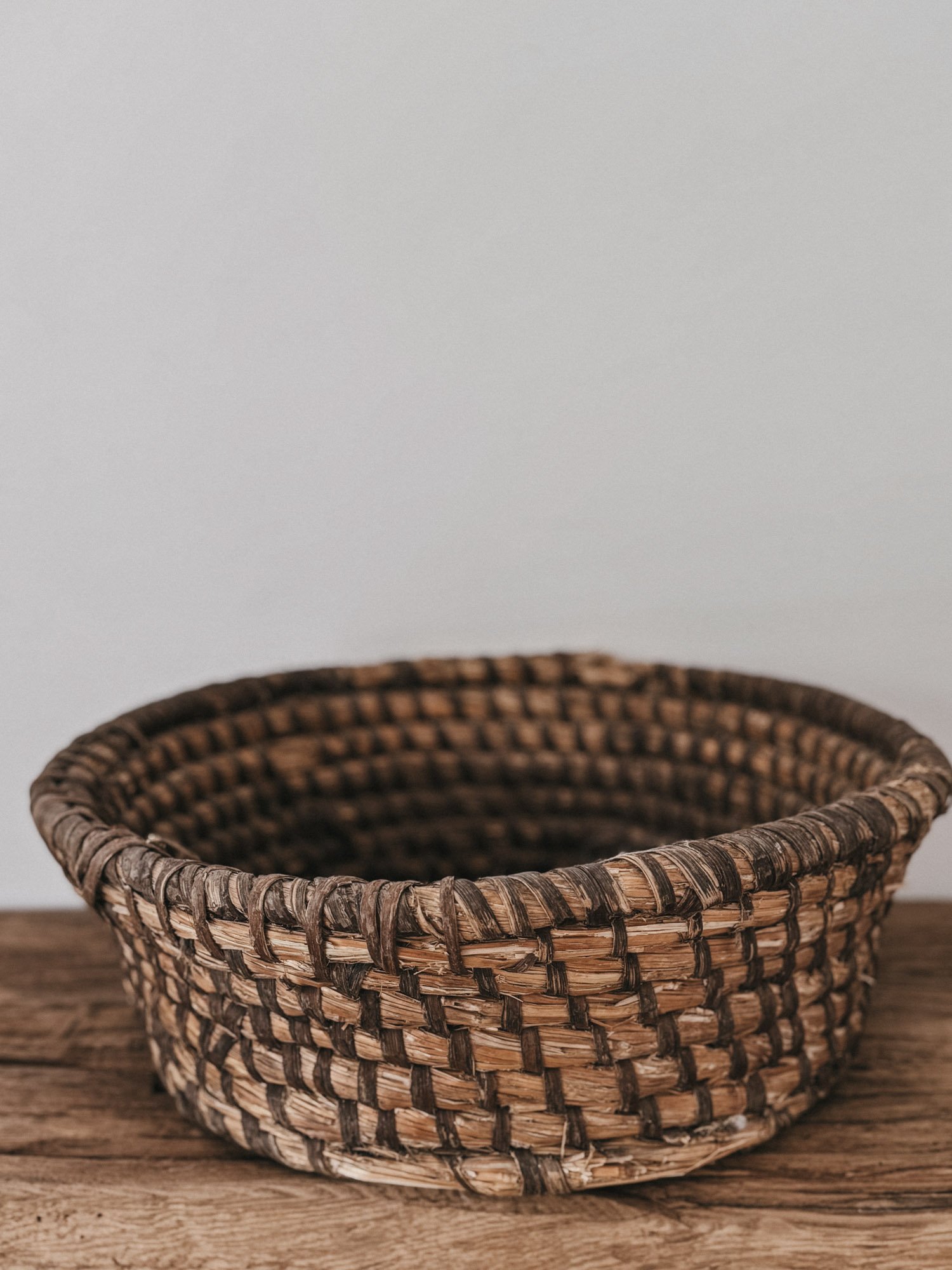 CRISTINA-ALFONSO-OUR-NIDO-WILLOW-GATHERING-BASKET-4.jpg