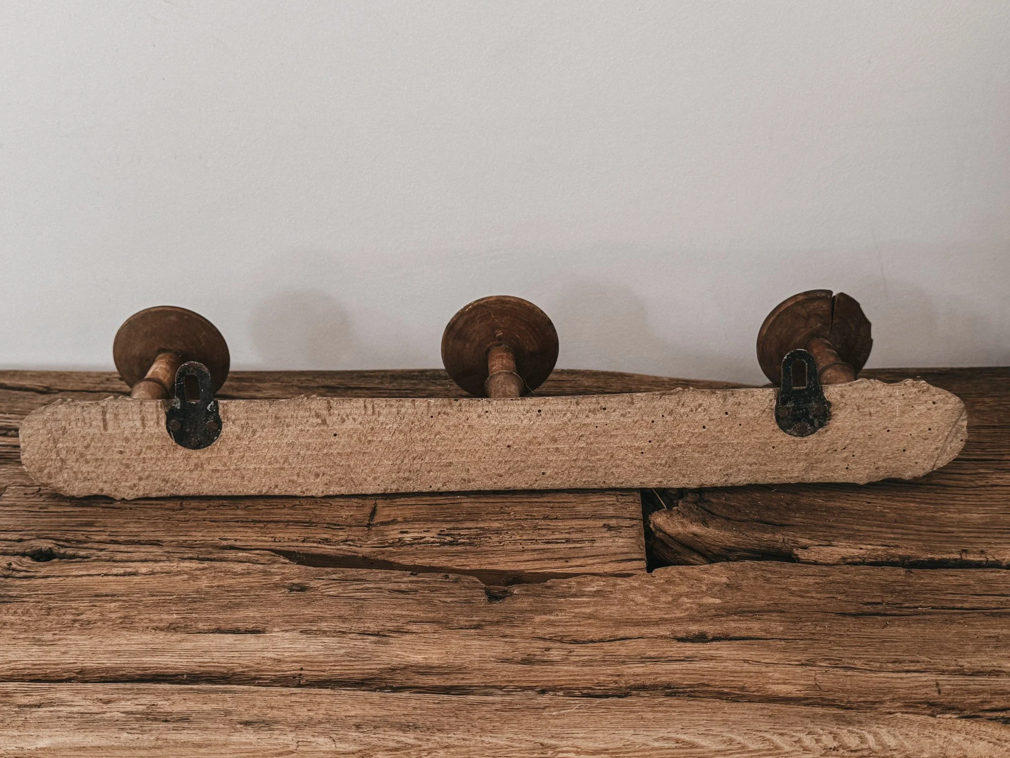 CRISTINA-ALFONSO-OUR-NIDO-french-coat-rack-3.jpg