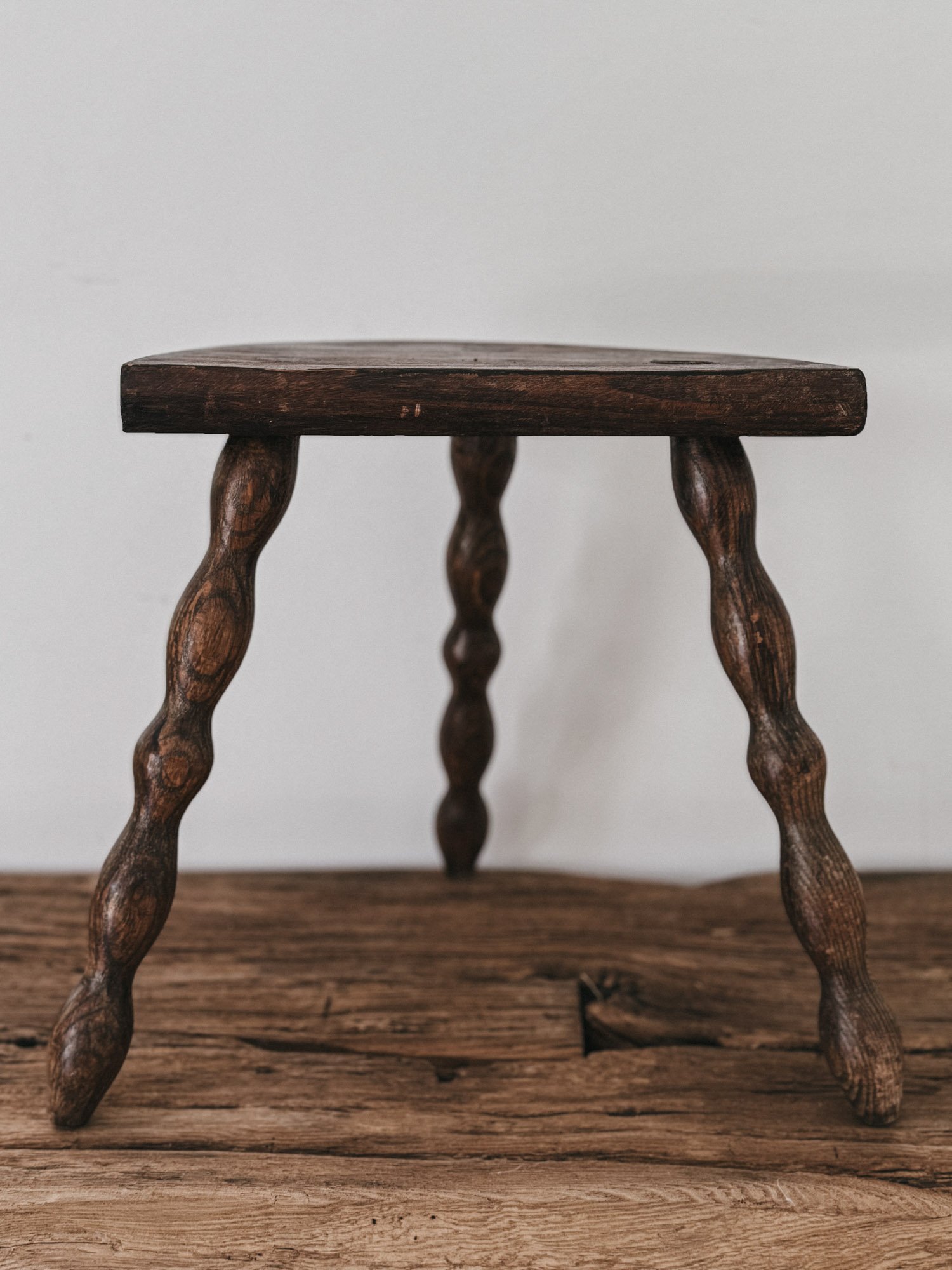 CRISTINA-ALFONSO-OUR-NIDO-MILKING-STOOL-5.jpg