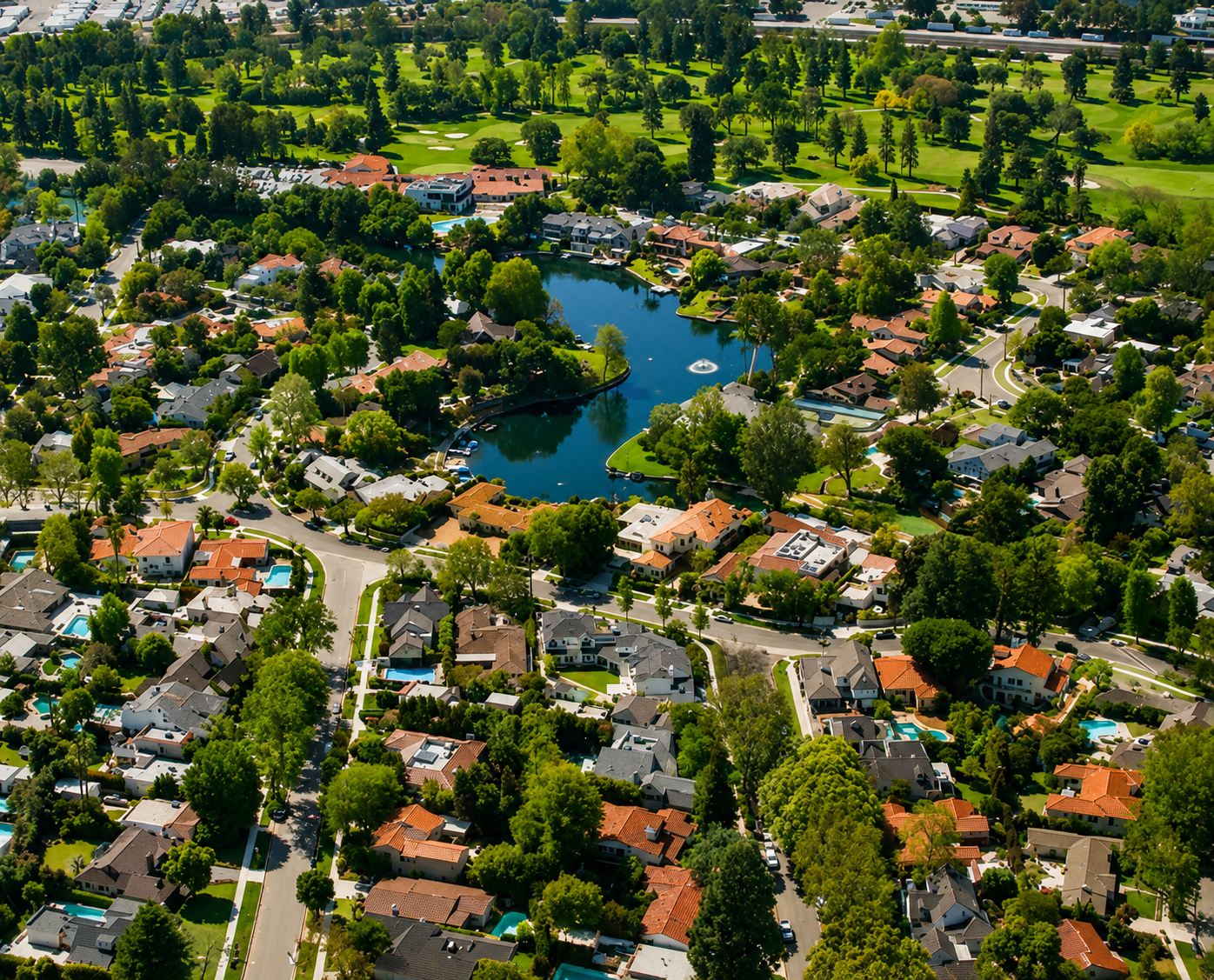 Toluca Lake Luxury Properties: Lakefront Living in LA