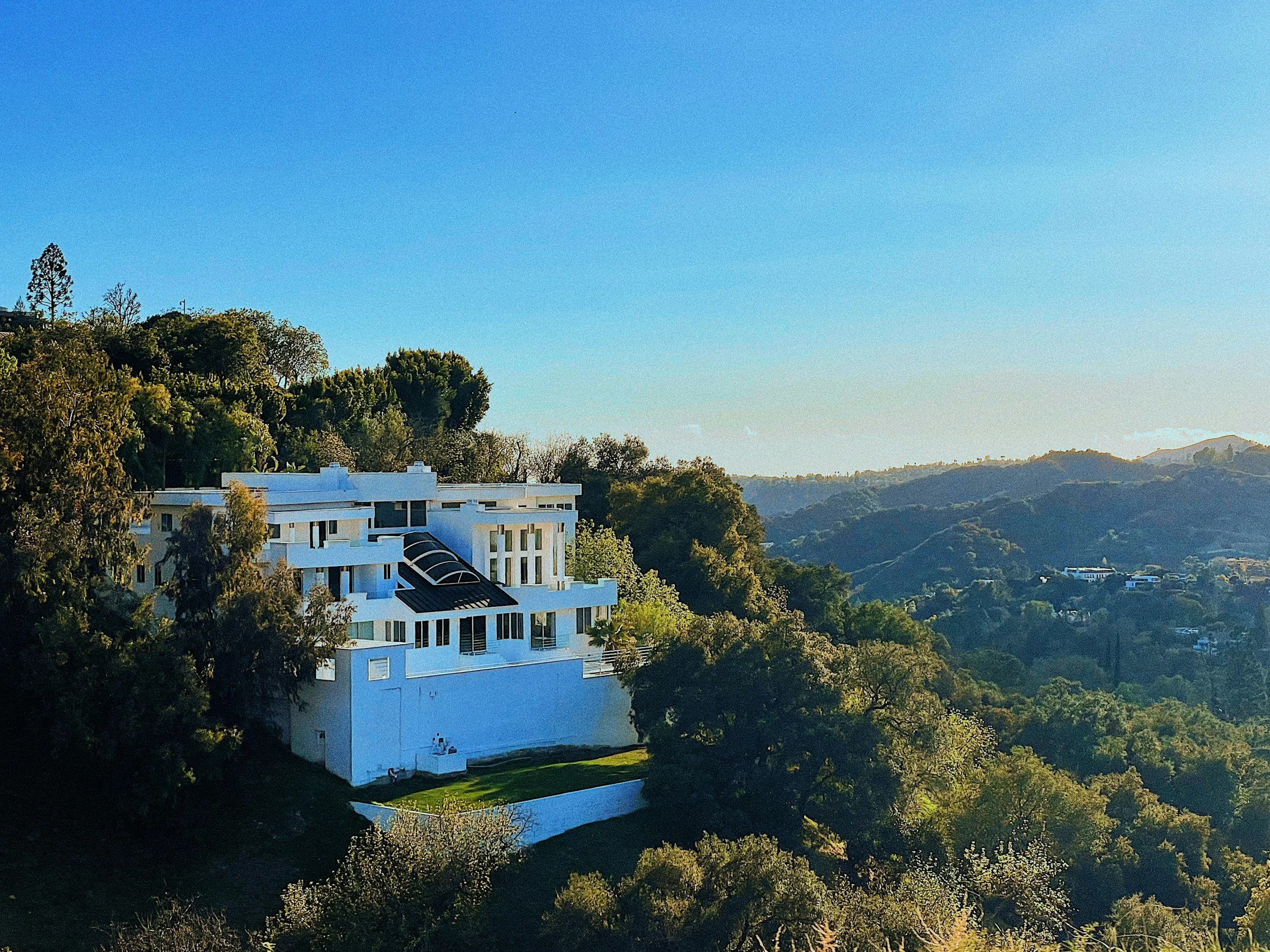 Selling a Luxury Home: What's Different (and What Matters)