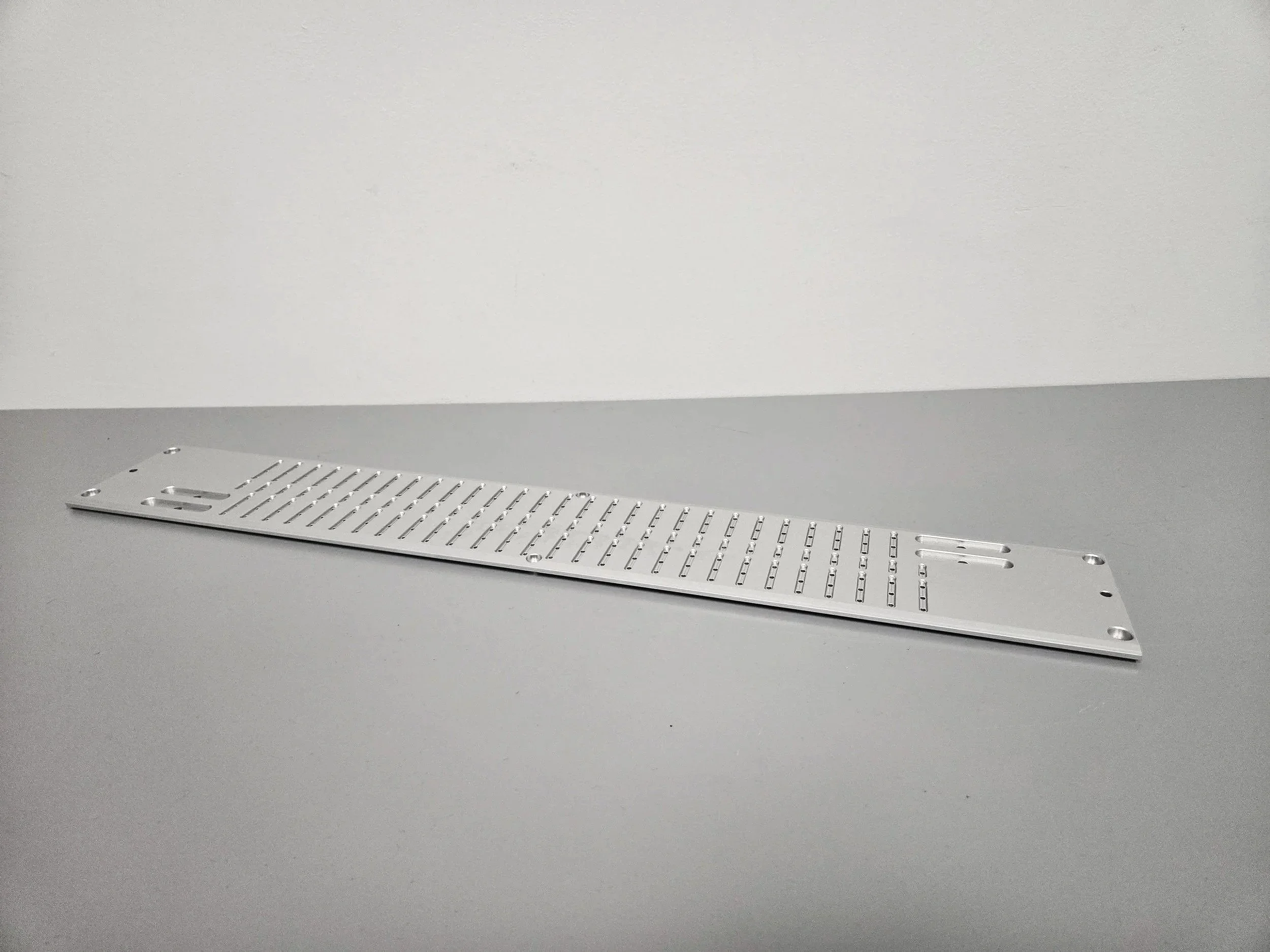 CNC Anodized Aluminum Vacuum Table Cover