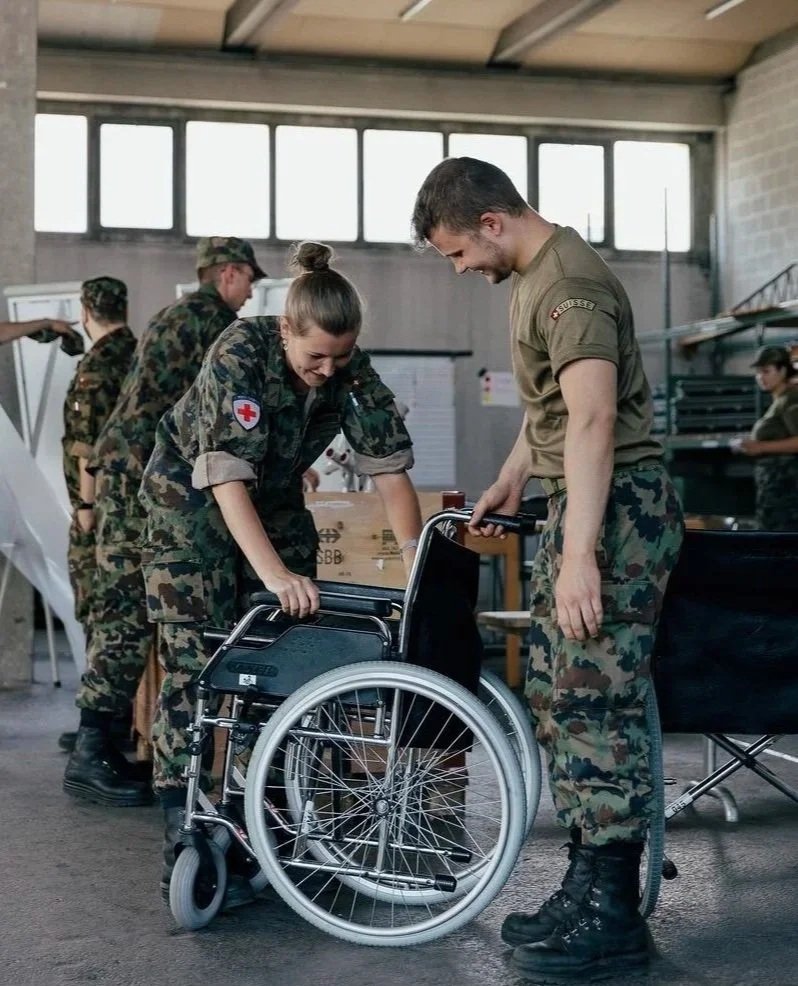 Rotkreuzdienst - Militär
