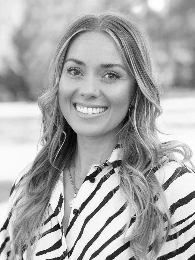 Portrait of Justine Hughes, relationship therapist at The Relationship Studio in Austin.
