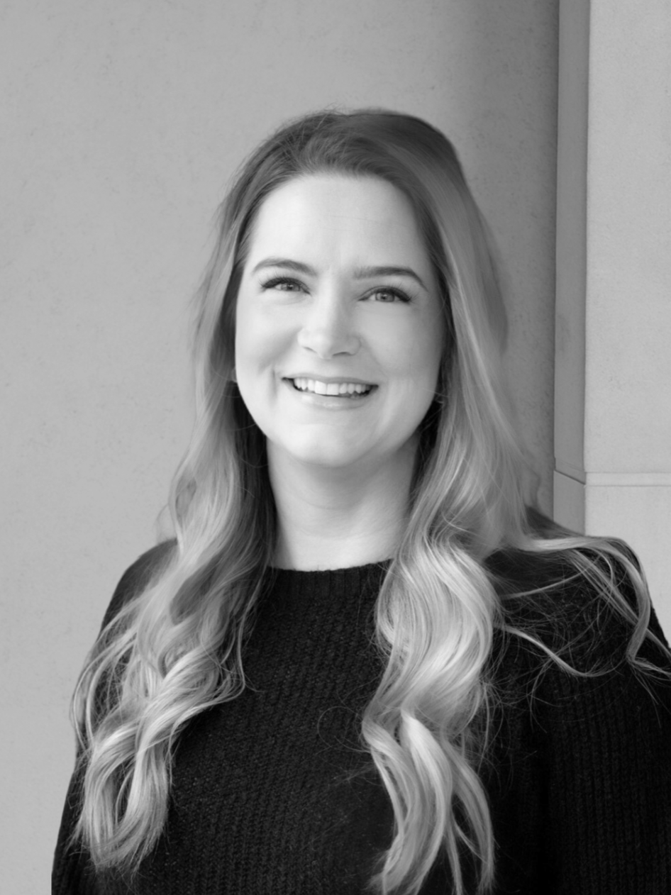 Portrait of Shelbi White, relationship therapist at The Relationship Studio in Austin.