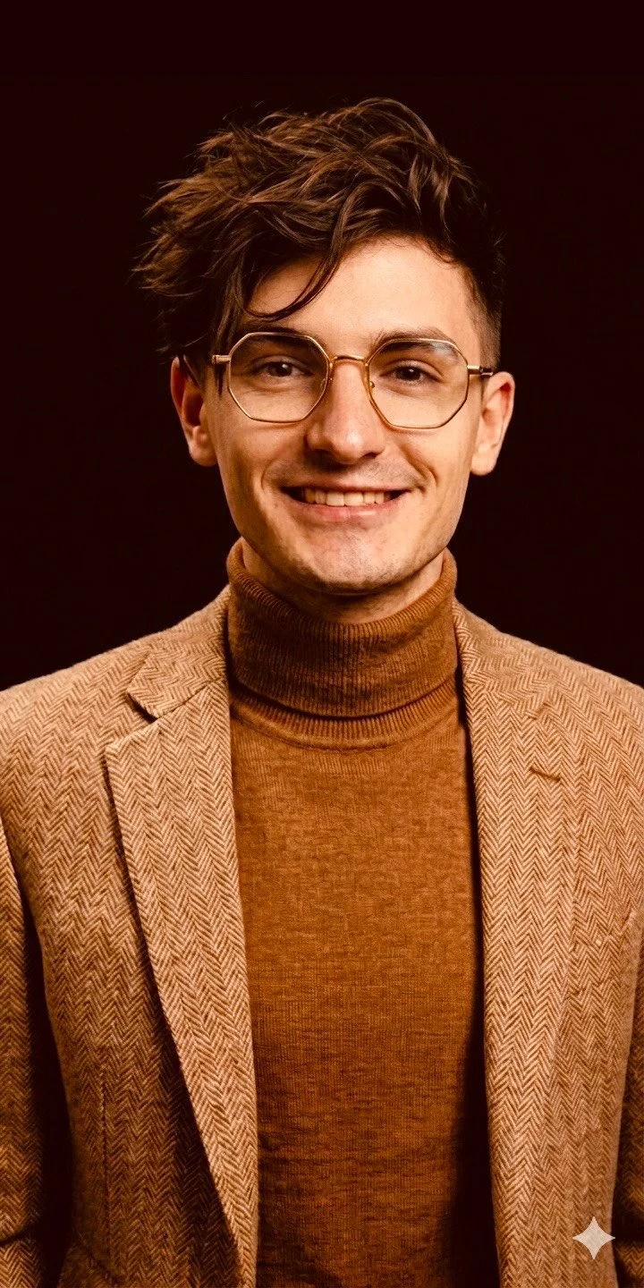 Color portrait of Zac Schurman
