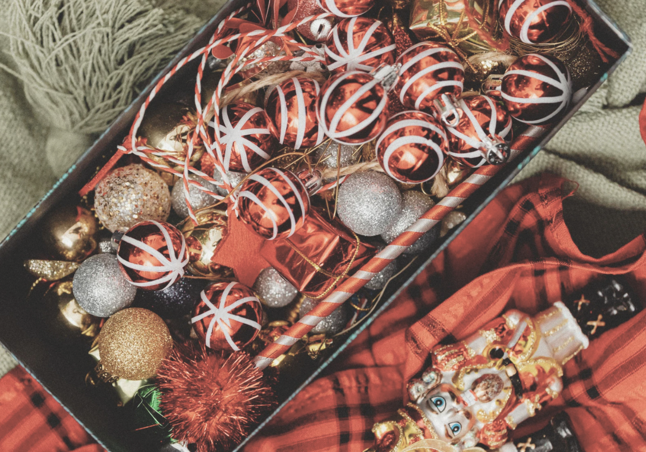 Taming the Holiday Decor Beast: A Professional Organizer's Guide to Seasonal Storage