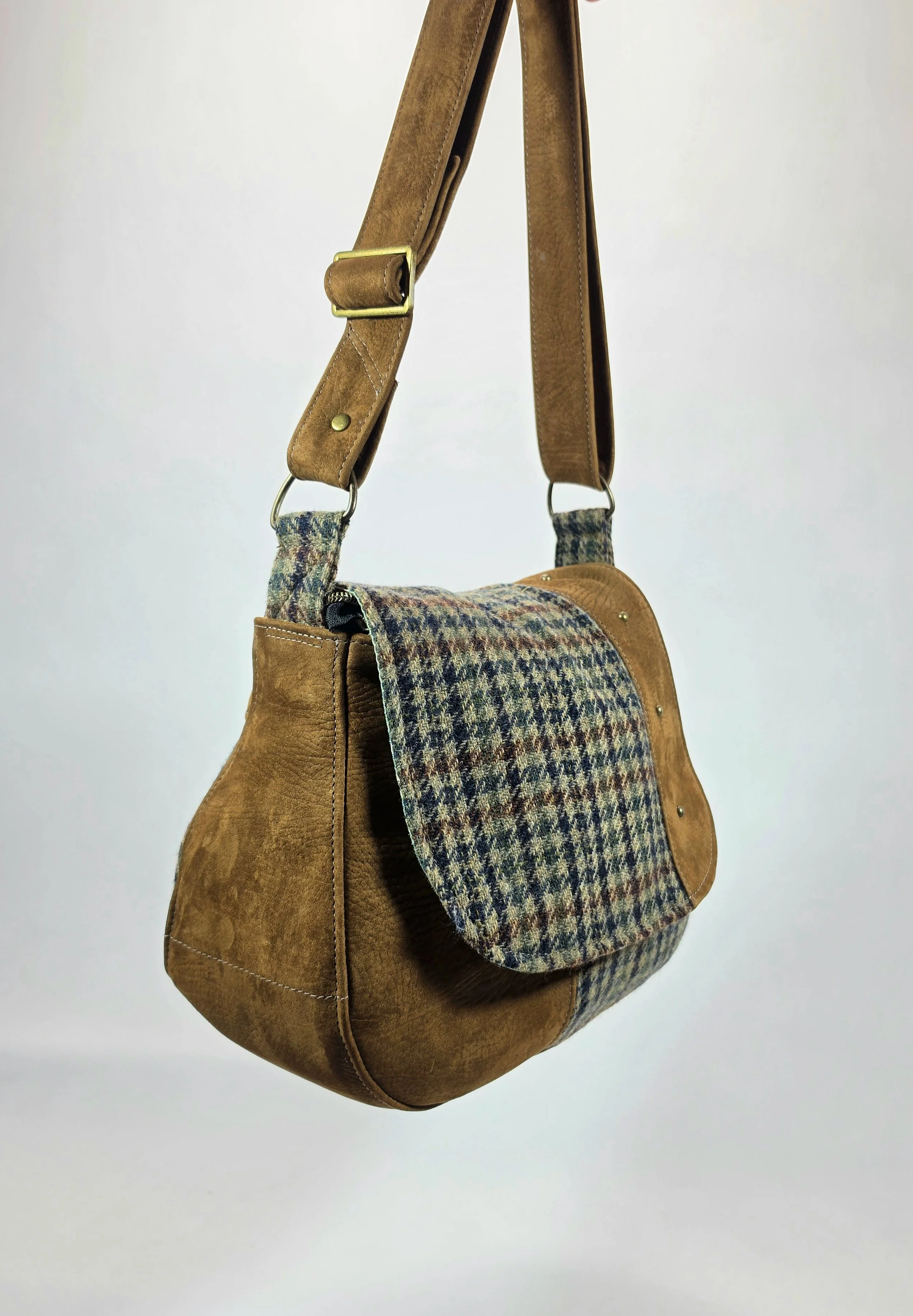 Tweed wendy side (1).jpg