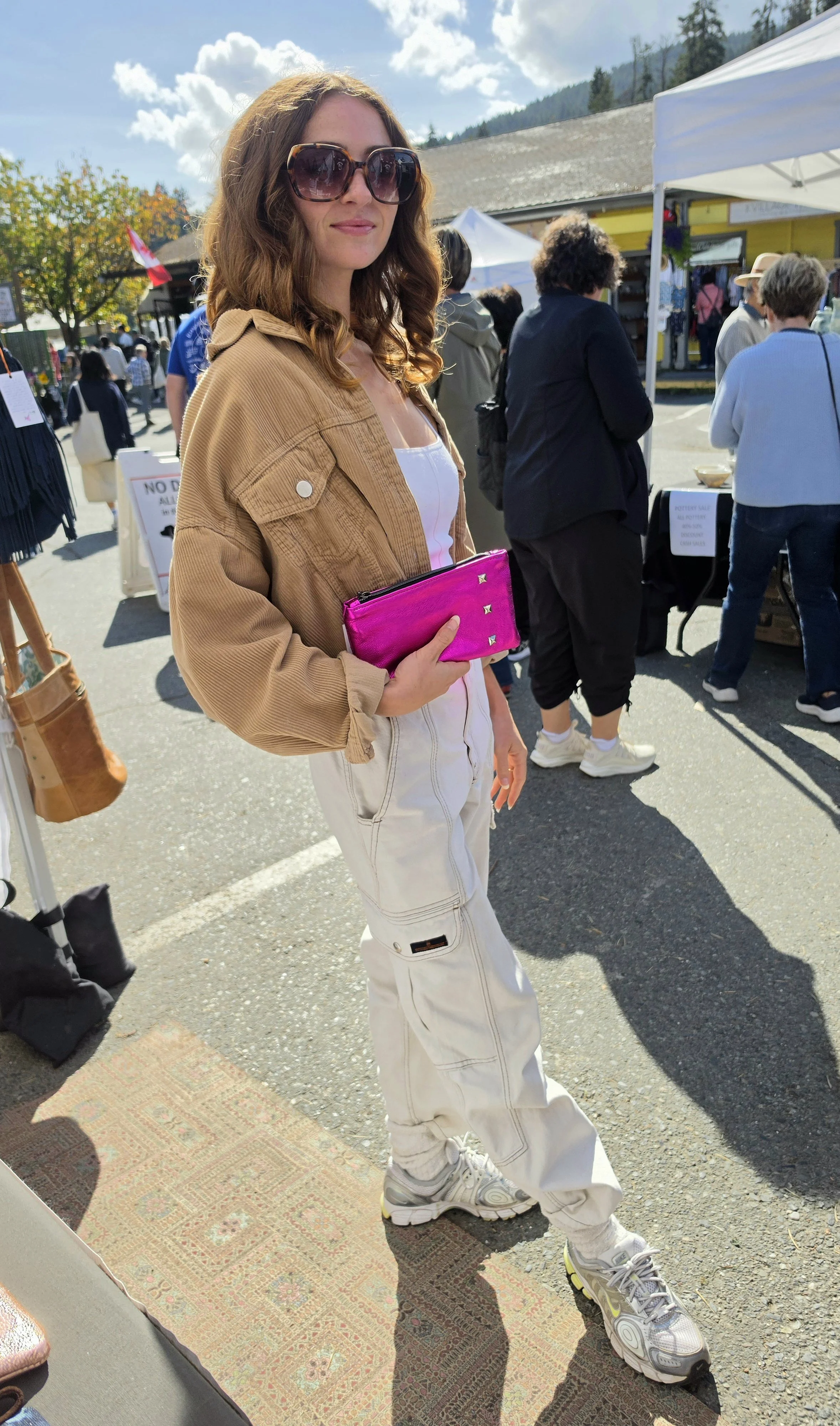 Pink clutch model.jpg