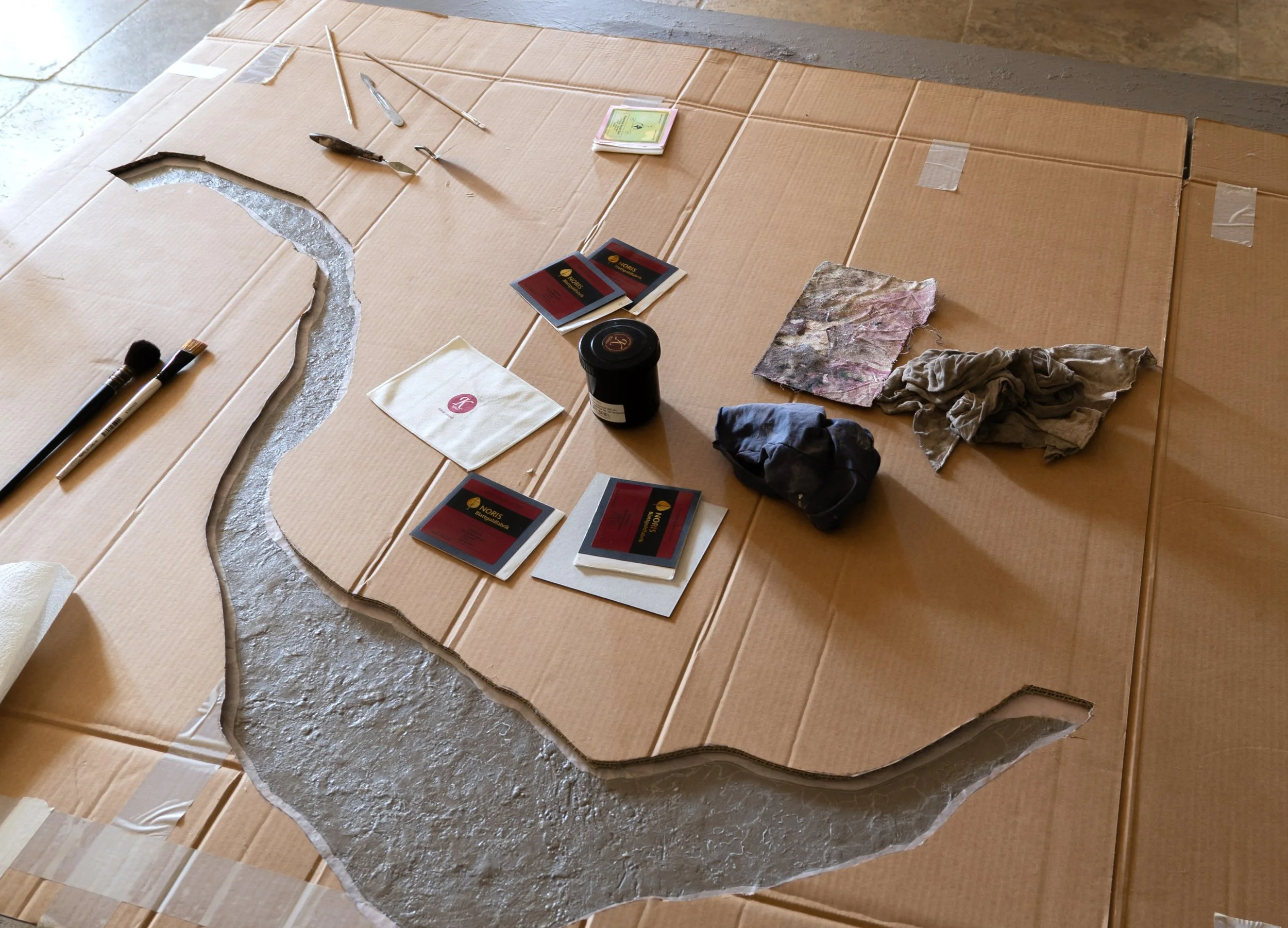 2025-06-18 voorbereidingen bladgoud.jpg