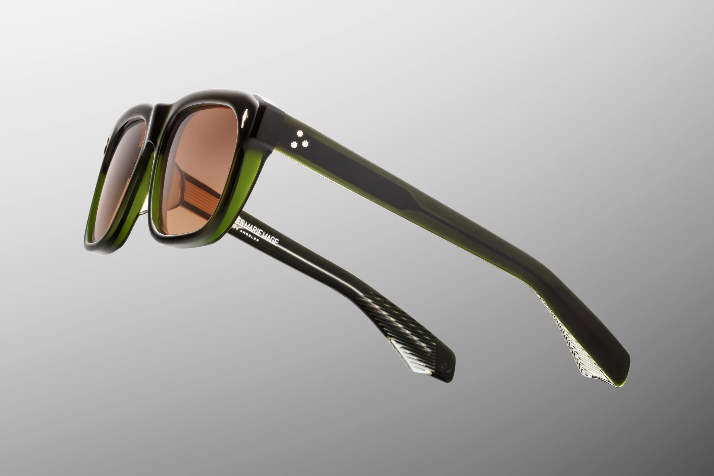 Yves_Borneo_Detail-3_Cropped_5377x3585.jpg