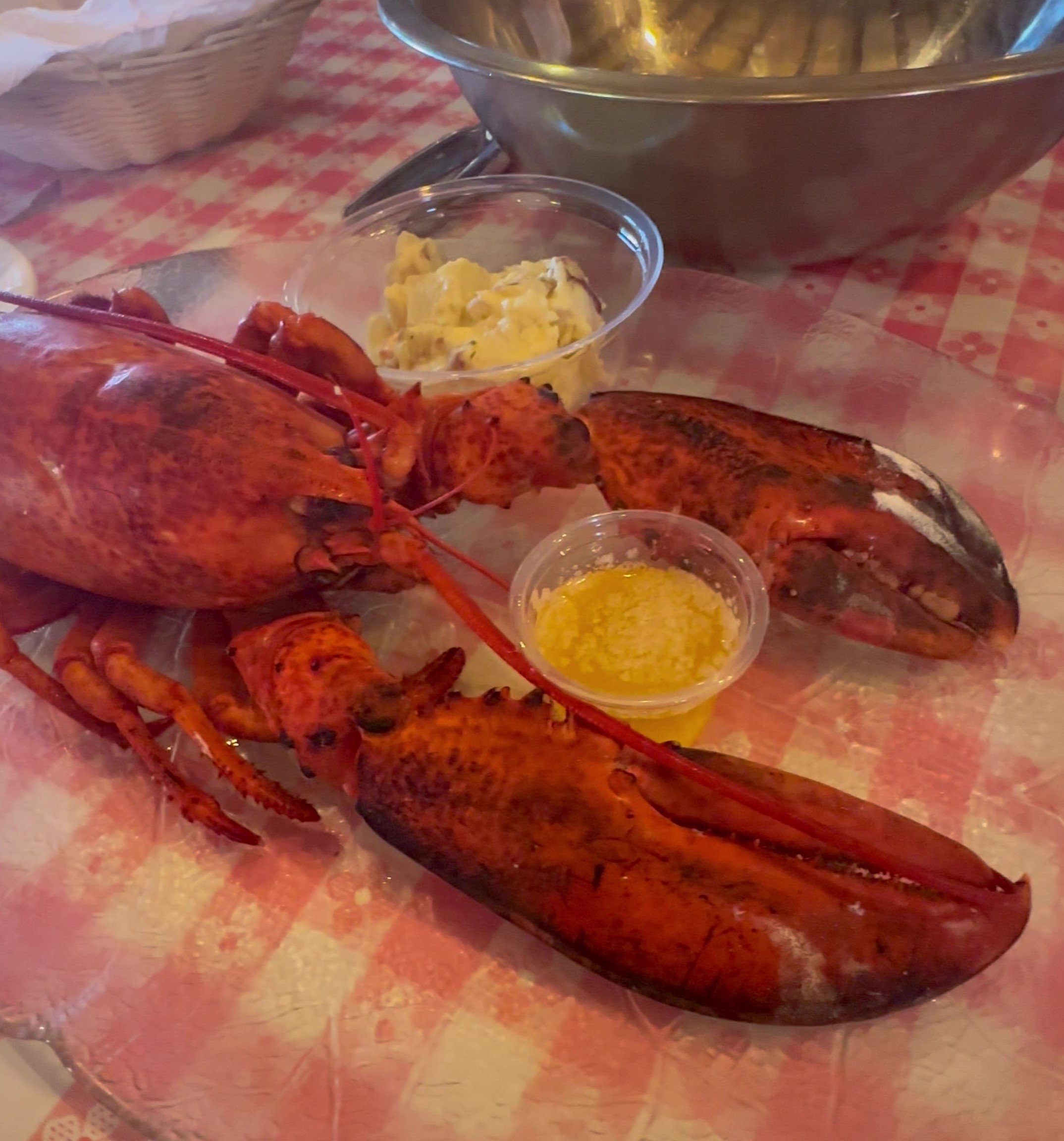 The tour with lobster won!