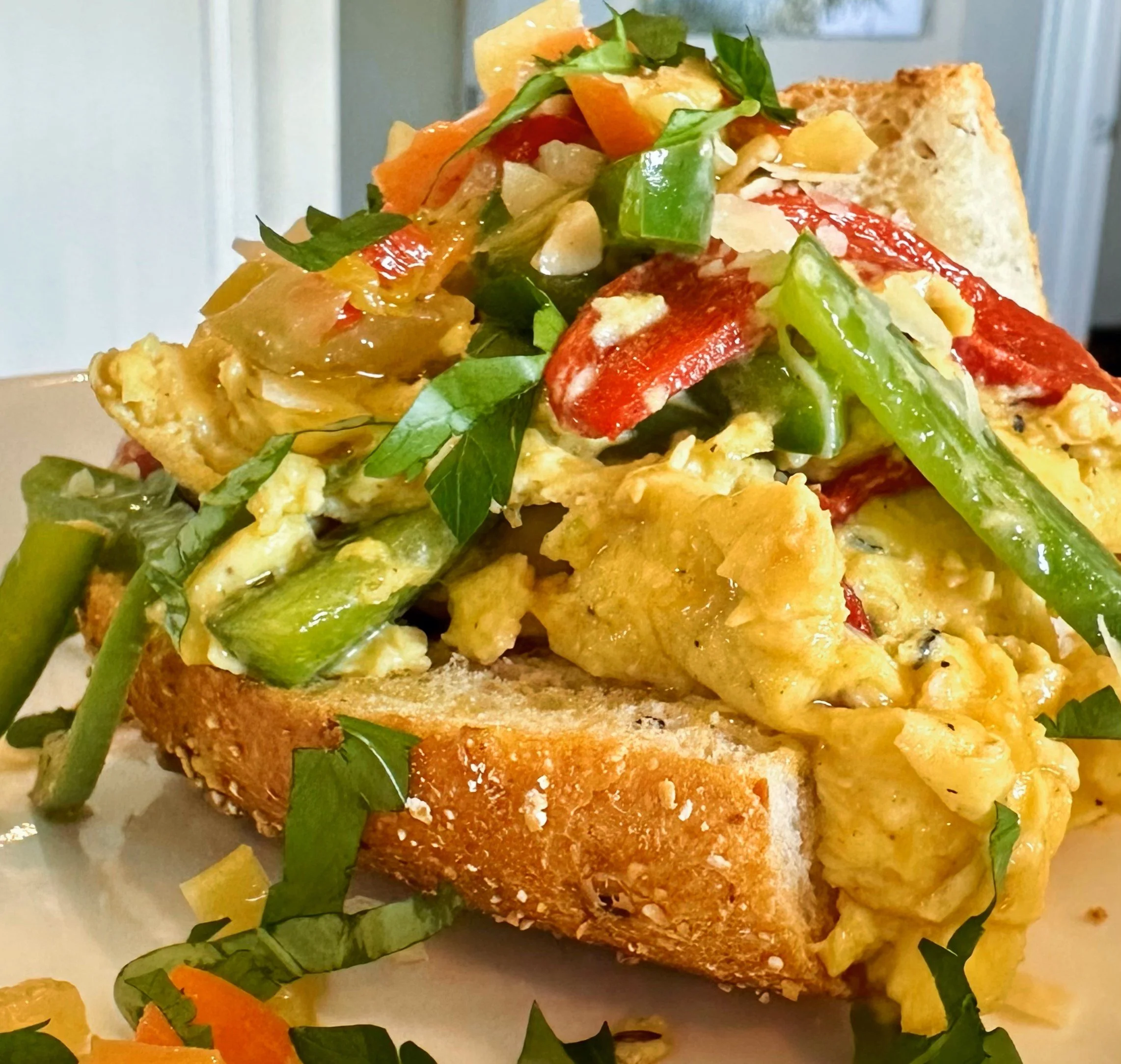 Easy Pepper and Egg Sandwich