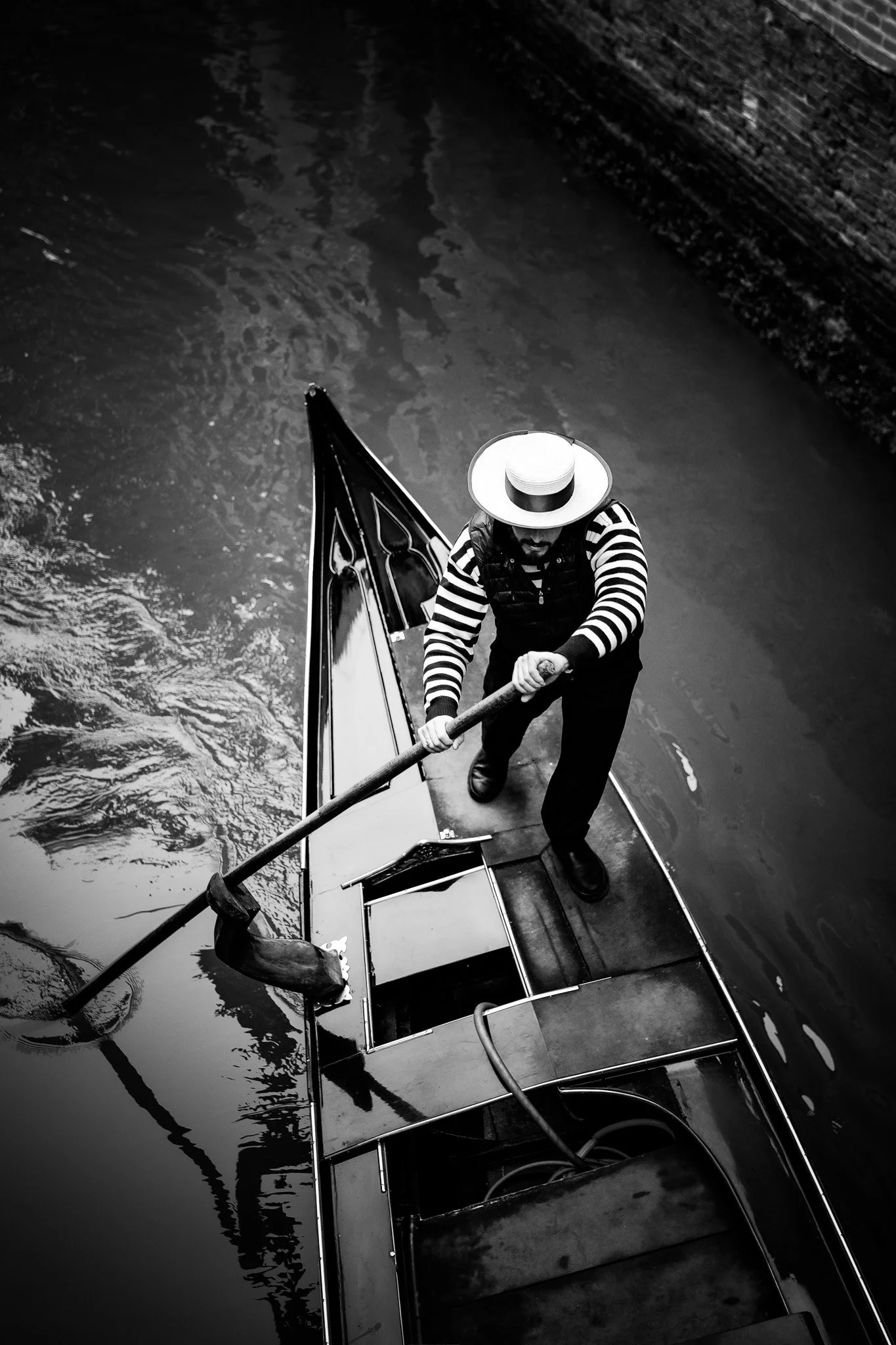 D’ailleurs