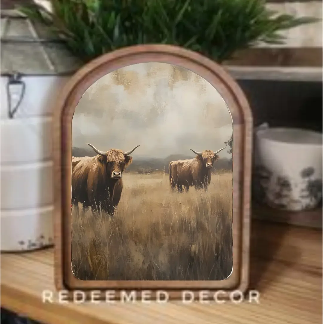Arch Top Frame 6x8 (Highland Cow) $32