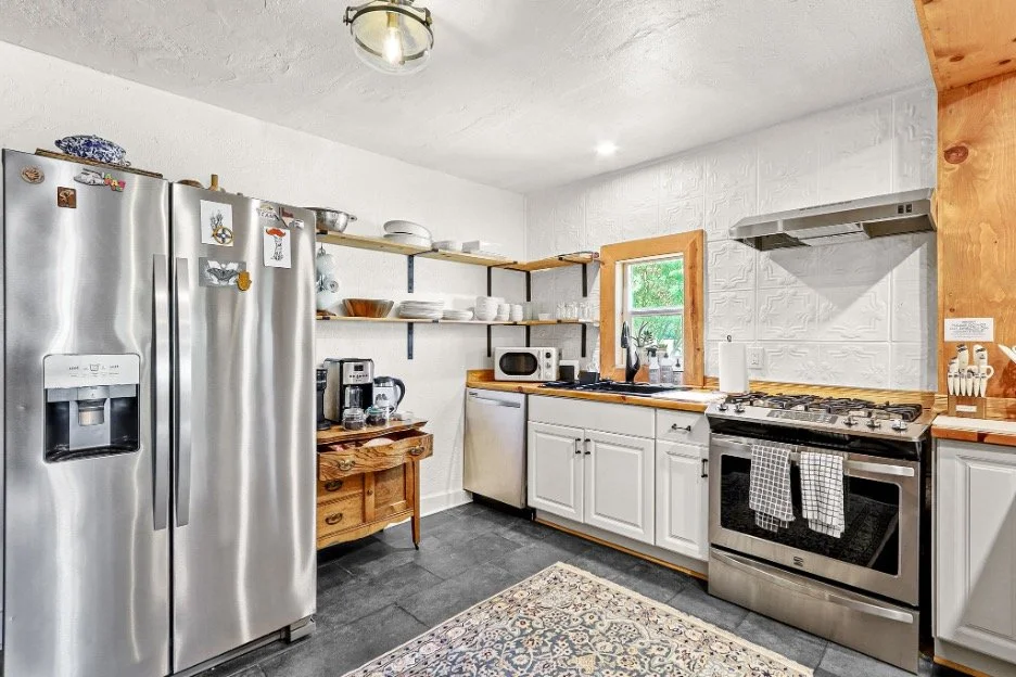 cvkitchen3.jpg