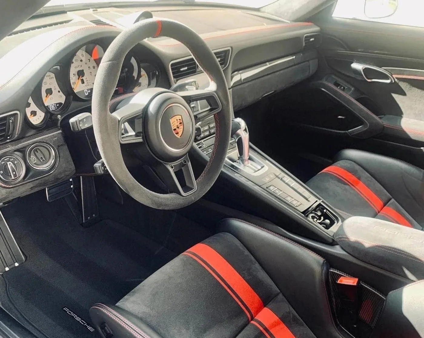 Porsche+Detail.jpg