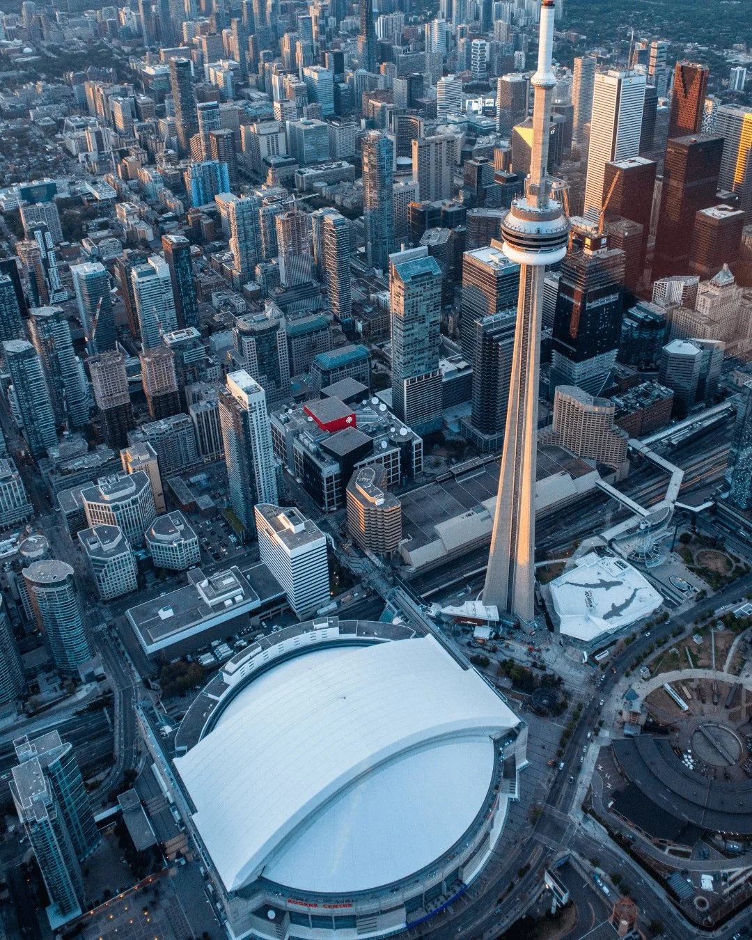 Planning for summer 2026? Toronto is ready ✨

As the world&rsquo;s biggest tournaments arrive, The Hazelton Hotel offers a refined way to experience the moment, with a curated Game Day Package designed around the city&rsquo;s biggest events.

Step in