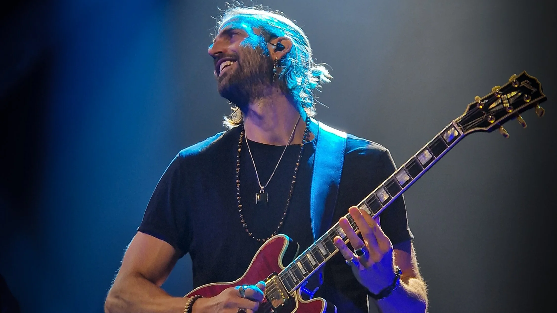 Jessy Hay live on stage on World tour