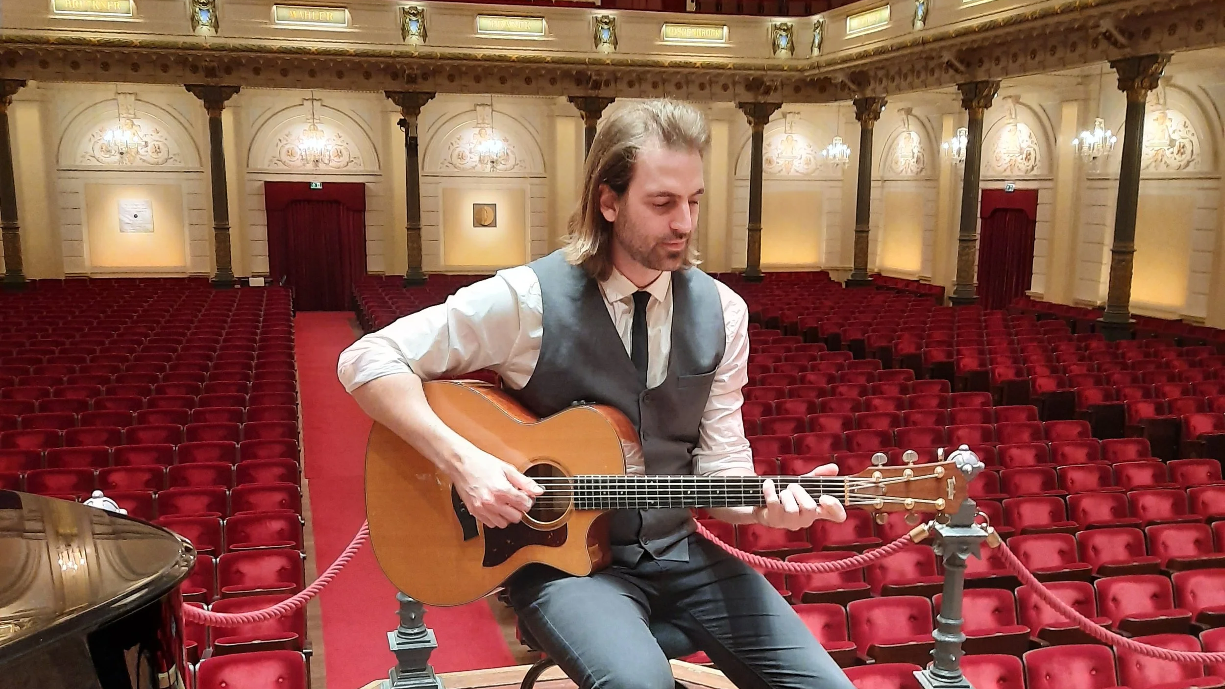 Jessy Hay live show at the Royal Concertgebouw Amsterdam