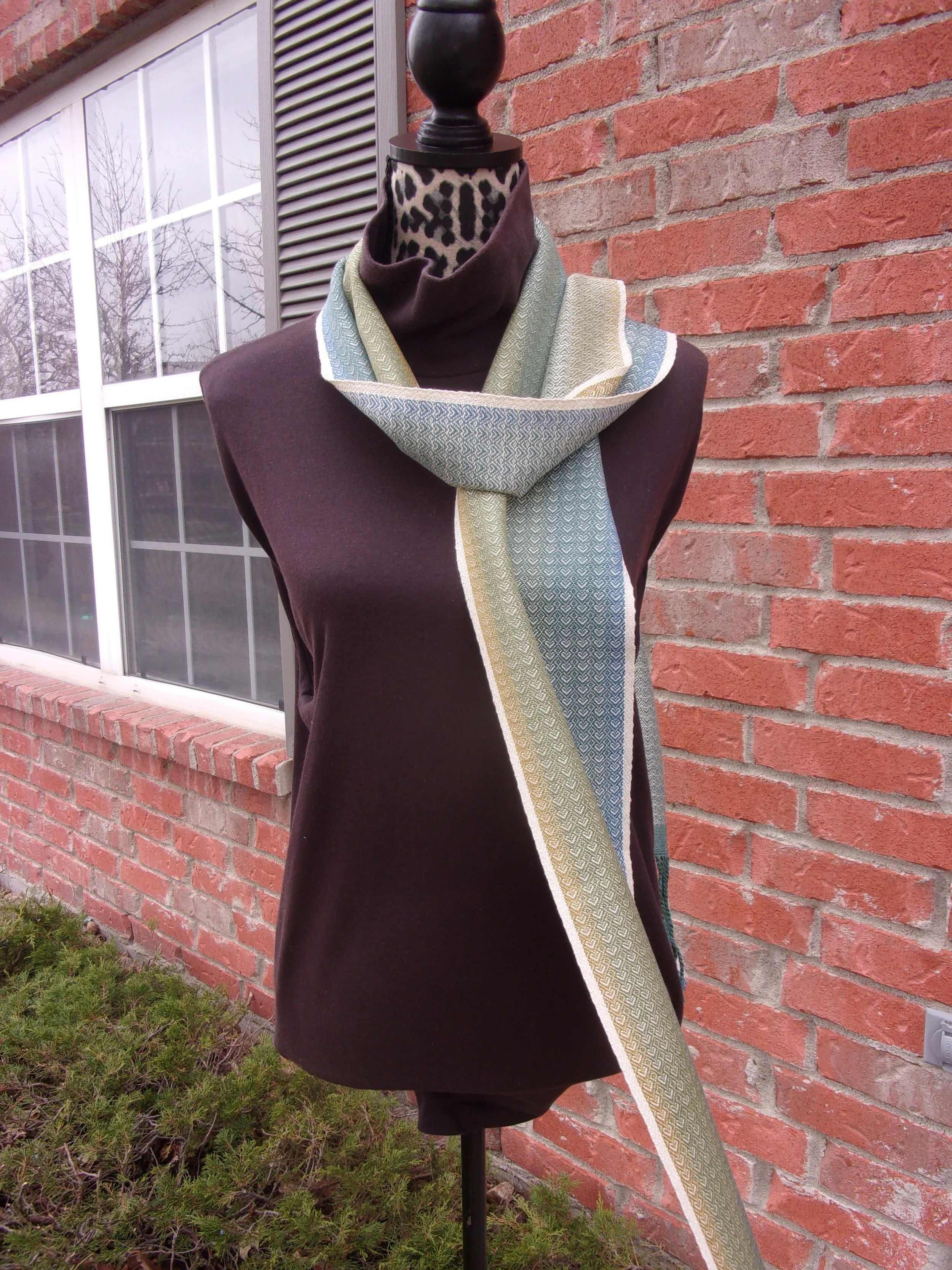 Gradient Hearts Scarf