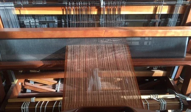 Desert_waves_on_loom.jpg