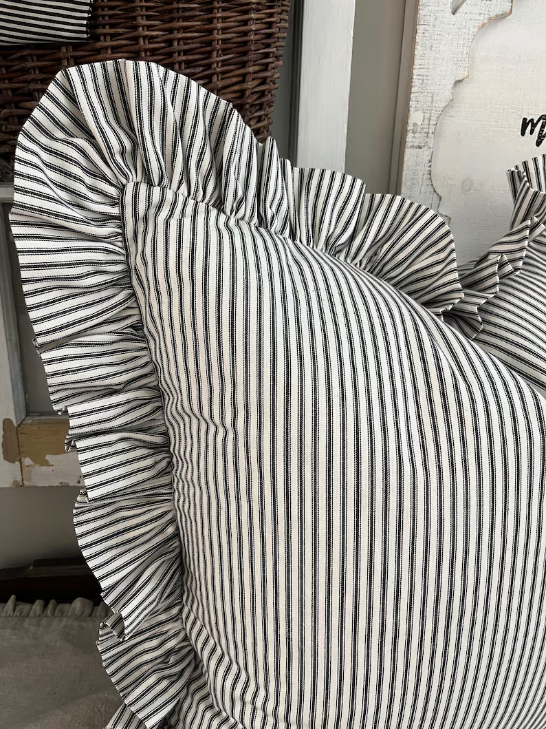 Black and white ticking with folded ruffle 5 edit.png