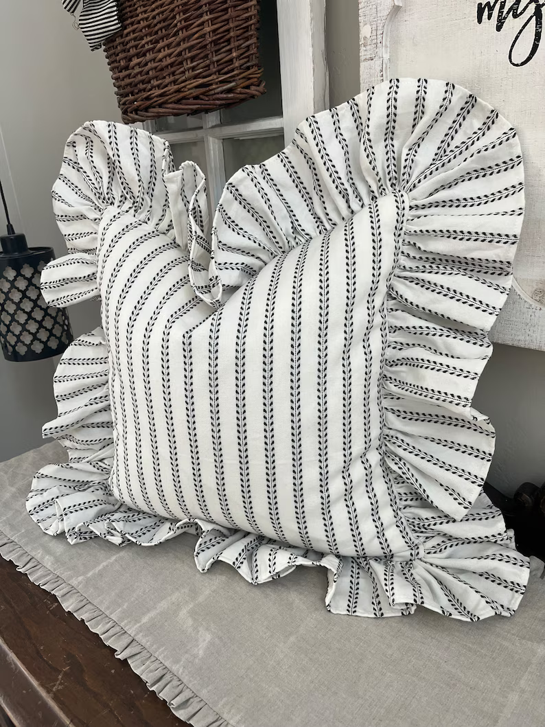 White and black leaf pattern stripe with long hemmed edge ruffle 4 edit.png