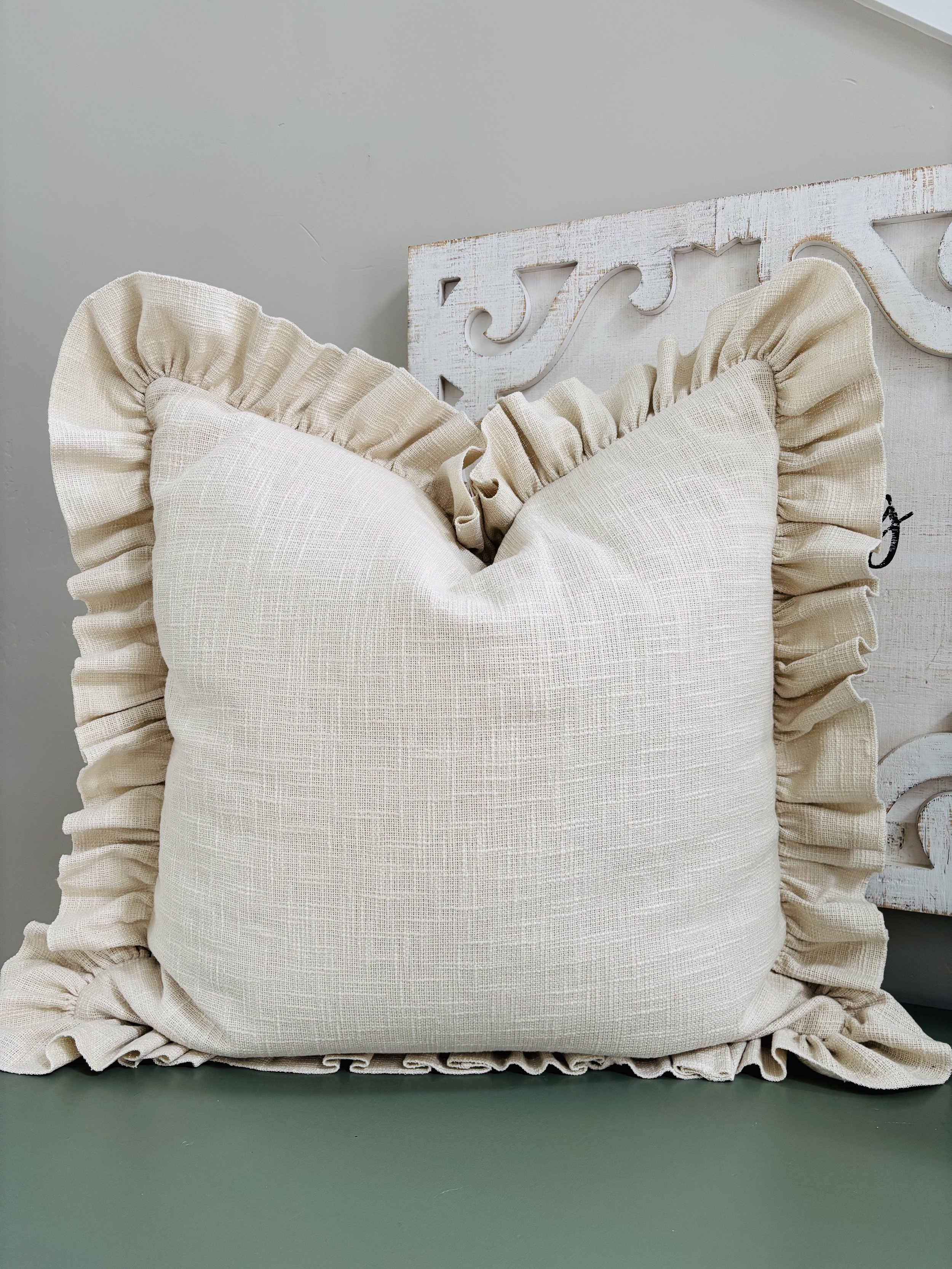 Sandy Ruffled Pillow Cover