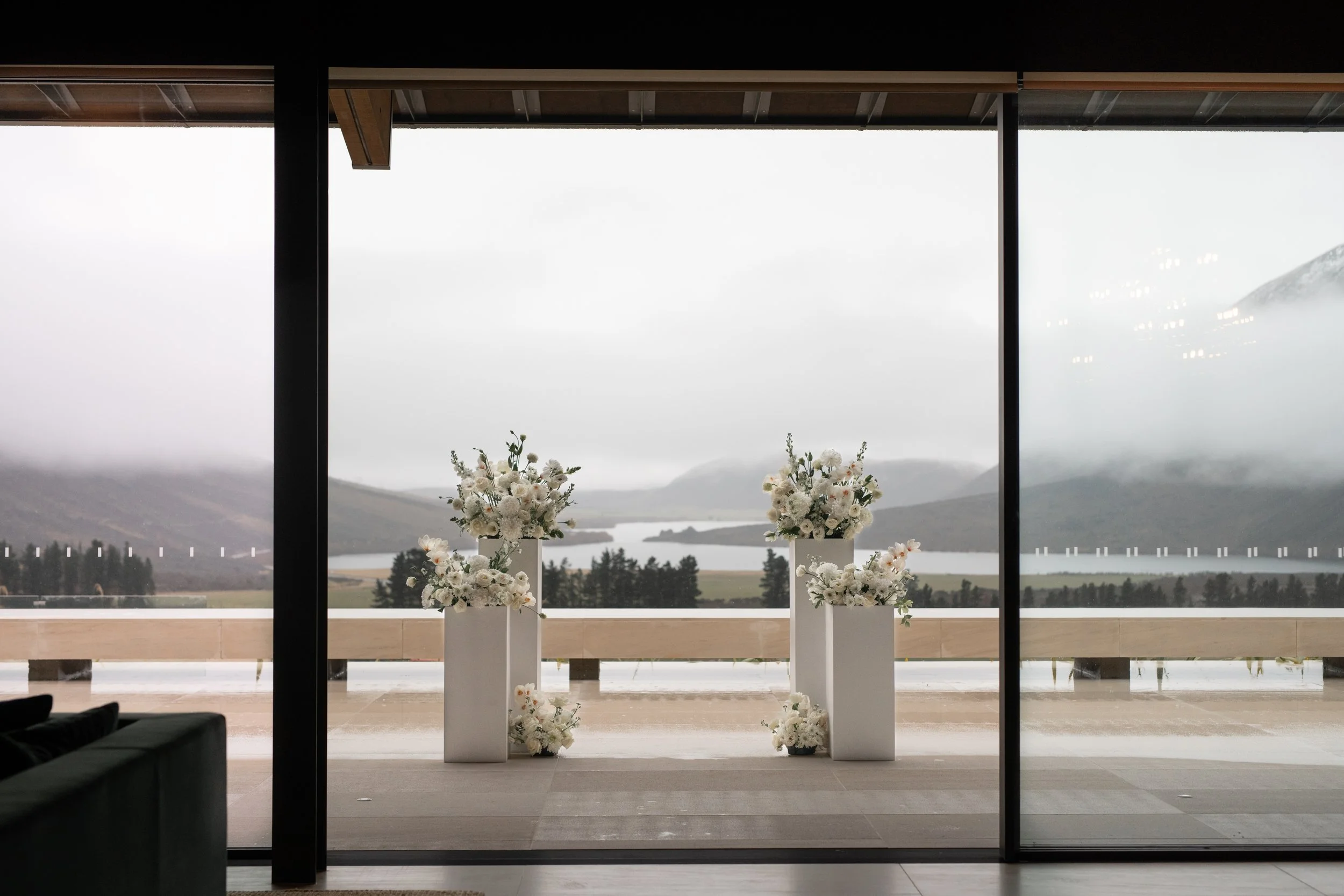 White floral plinth flowers