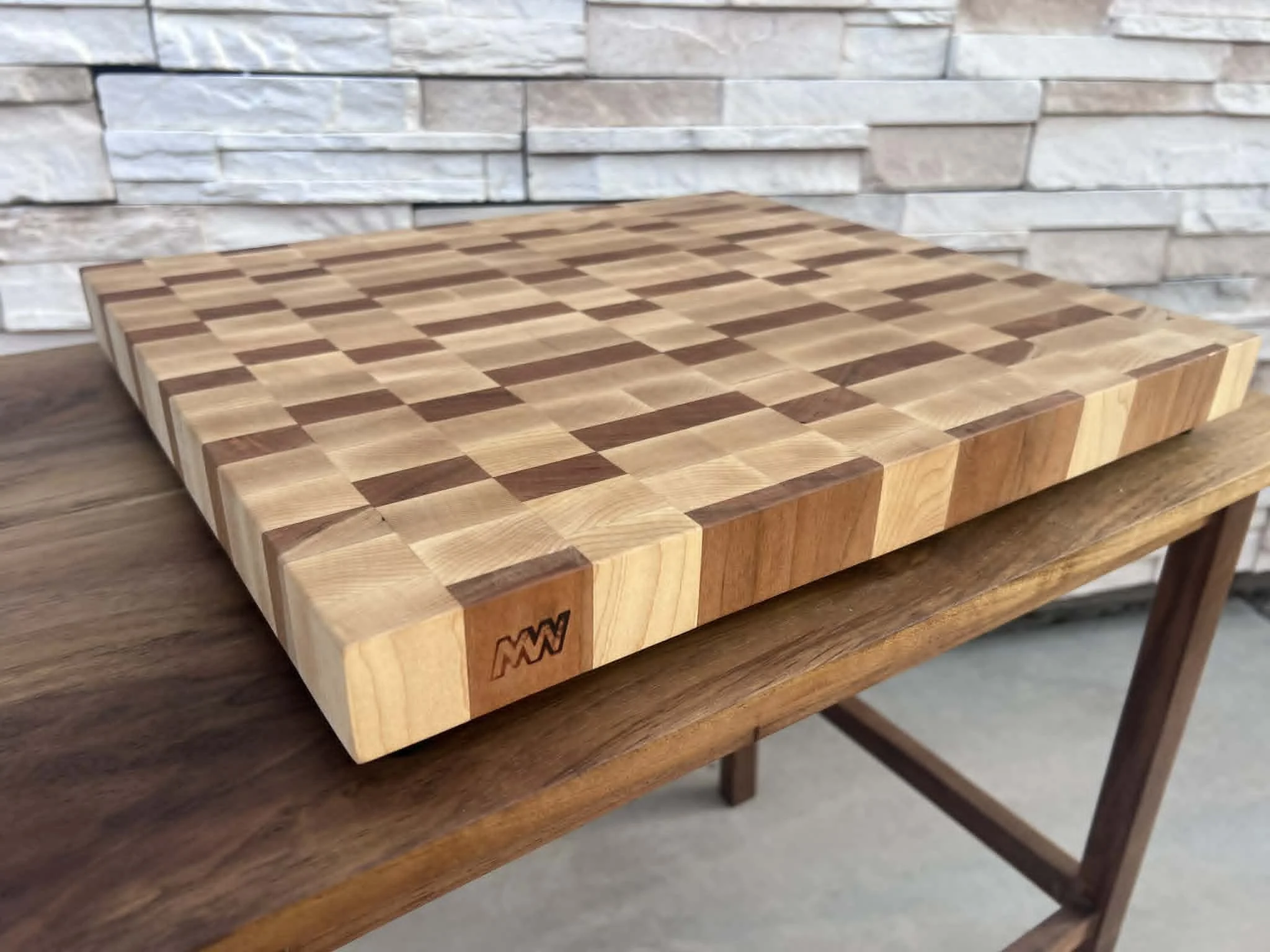 Big Bertha - Cherry and Maple XL Chopping Block 17x15x2"