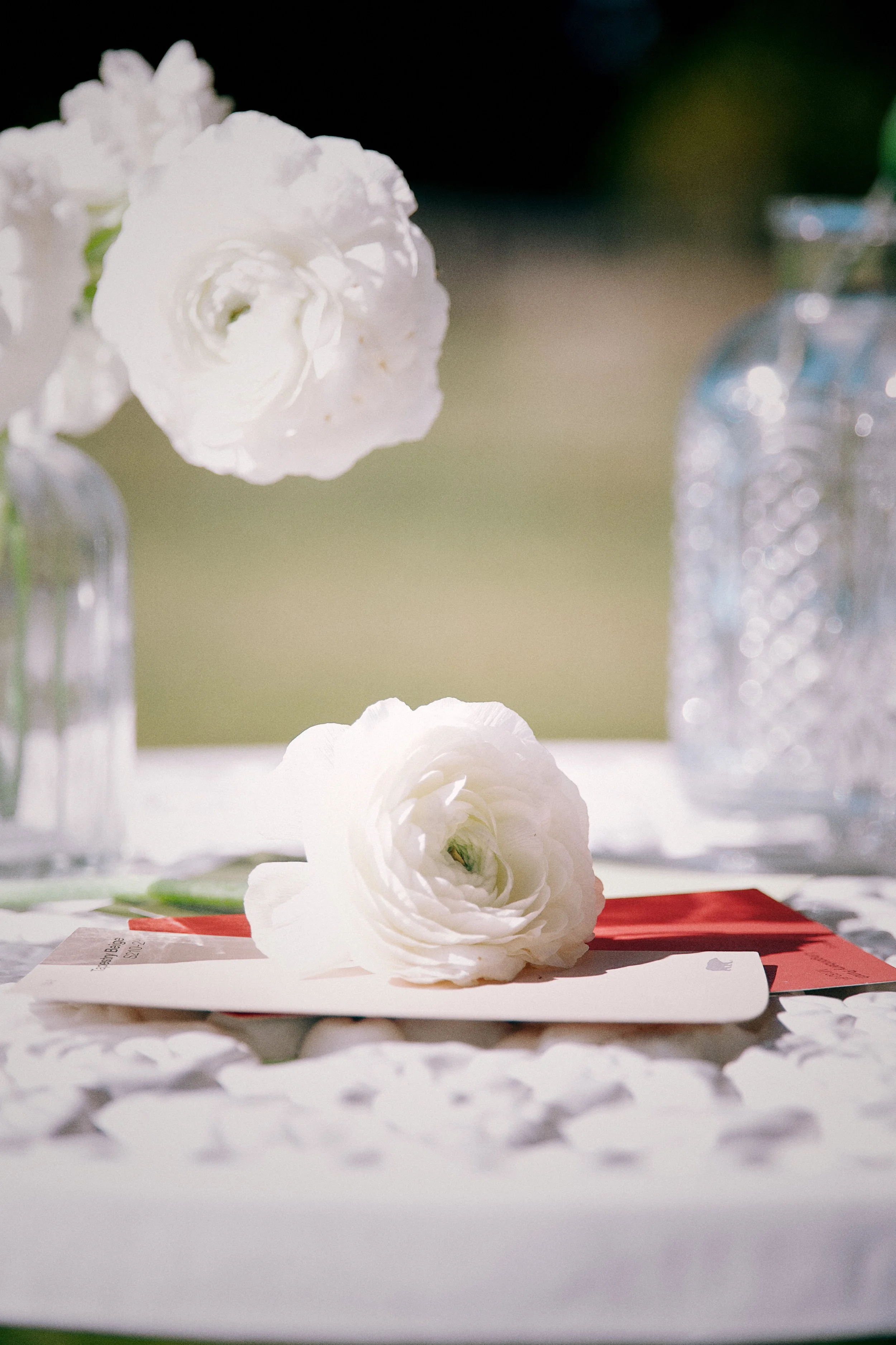 Wedding floral detail by Two Doves Planning, wedding coordinator in Bend Oregon