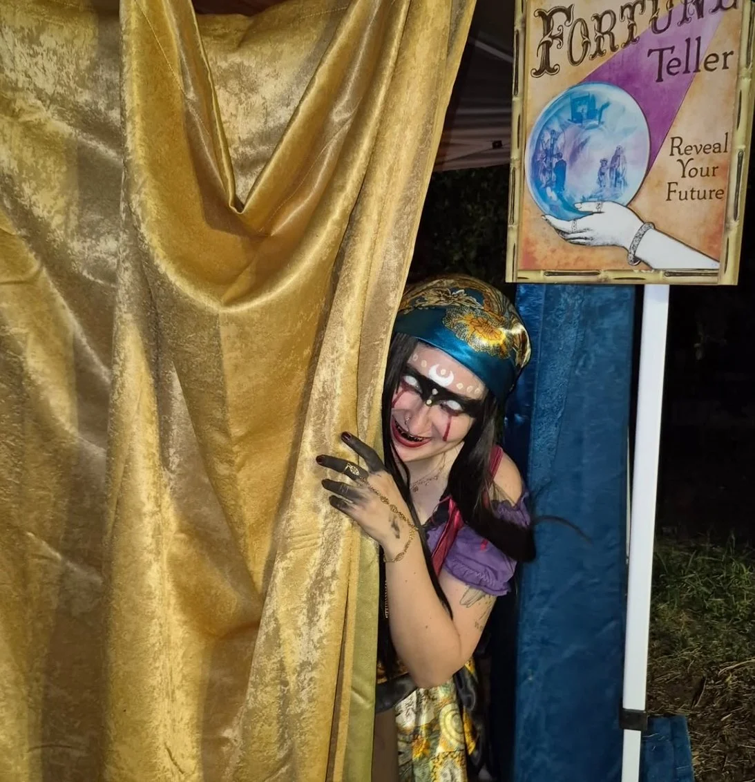 Fortune Teller- Dead Mans Crossing Haunted House