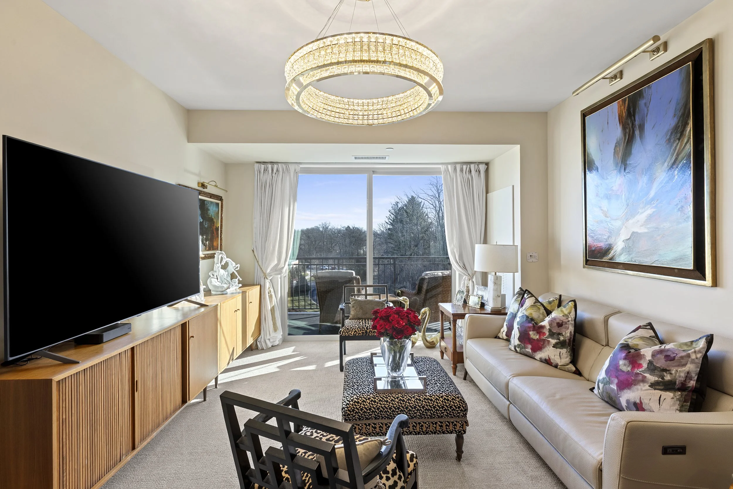 Modena Green Oaks -- Senior Living