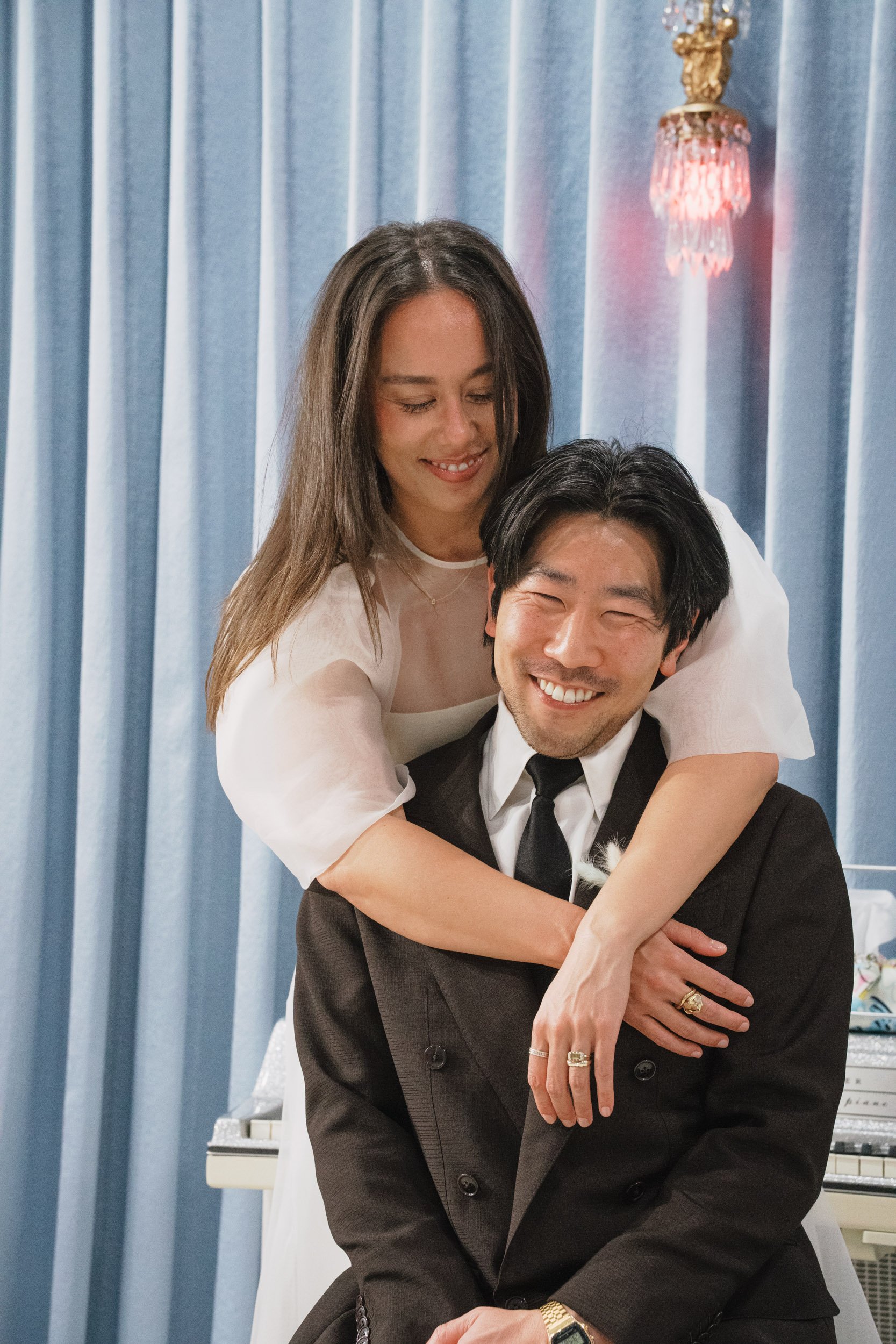 HBwedding_Mw_250.jpg