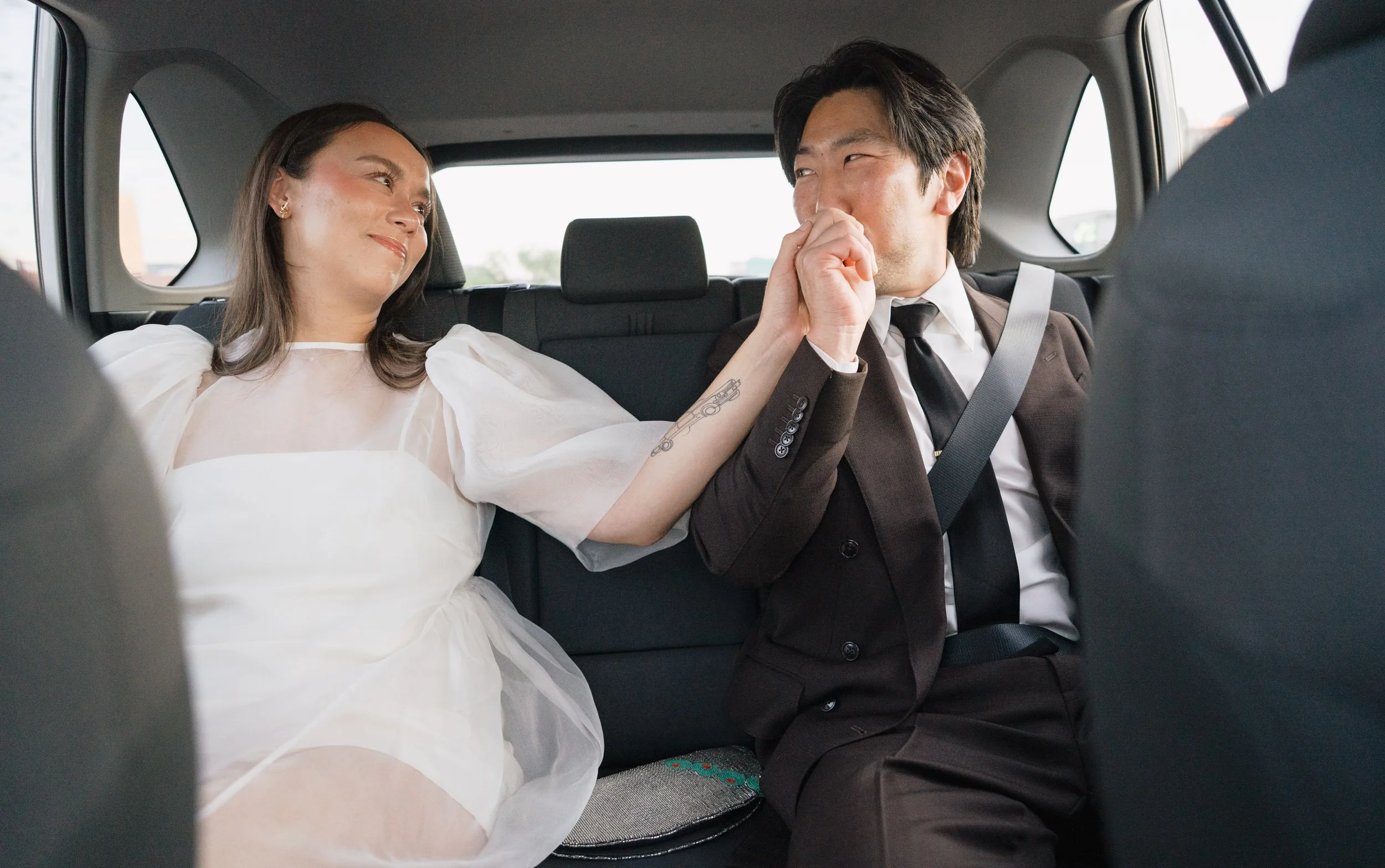 HBwedding_Mw_150.jpg