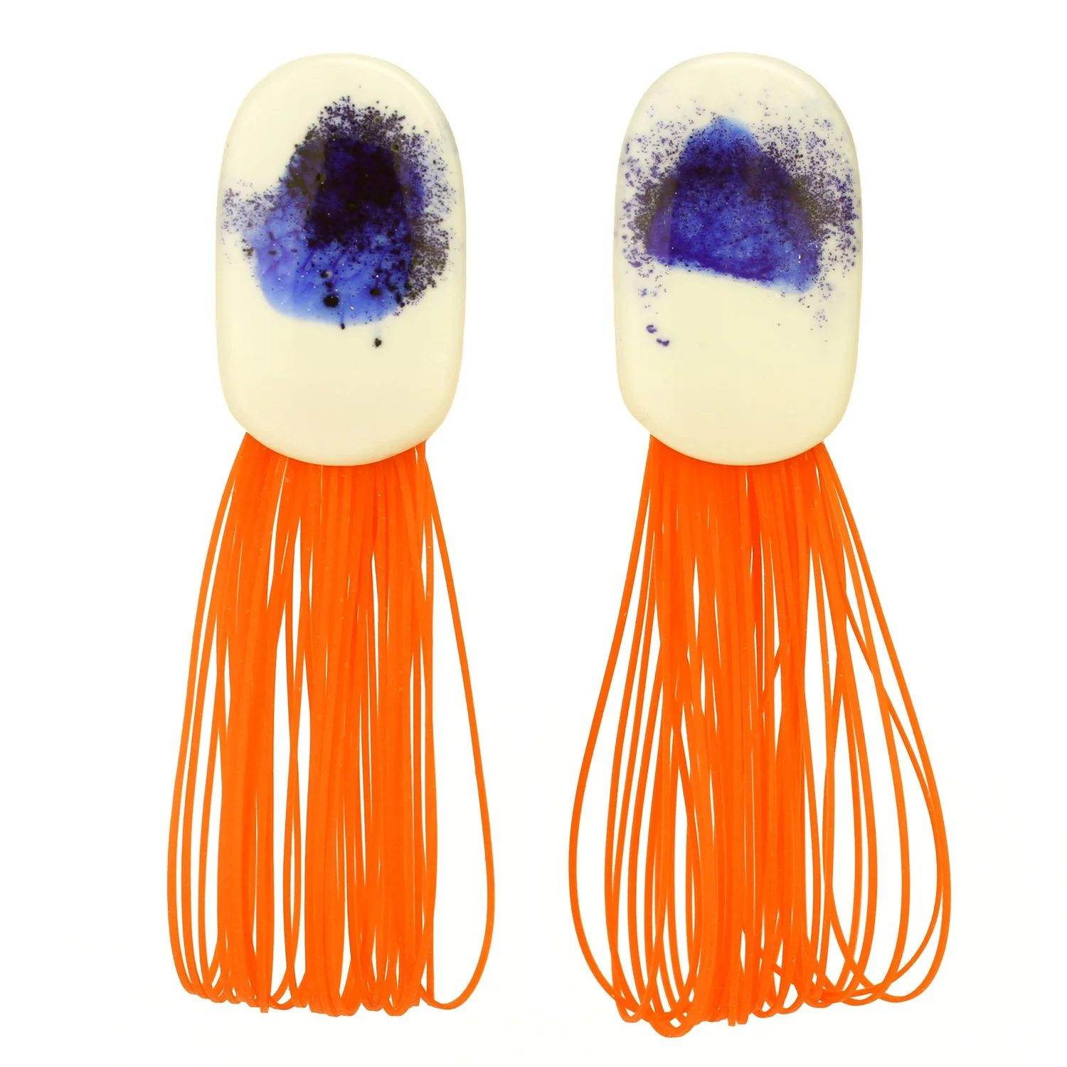 Capsule_Blue Orange_ cropped_IMG_9503 off white_web.jpg