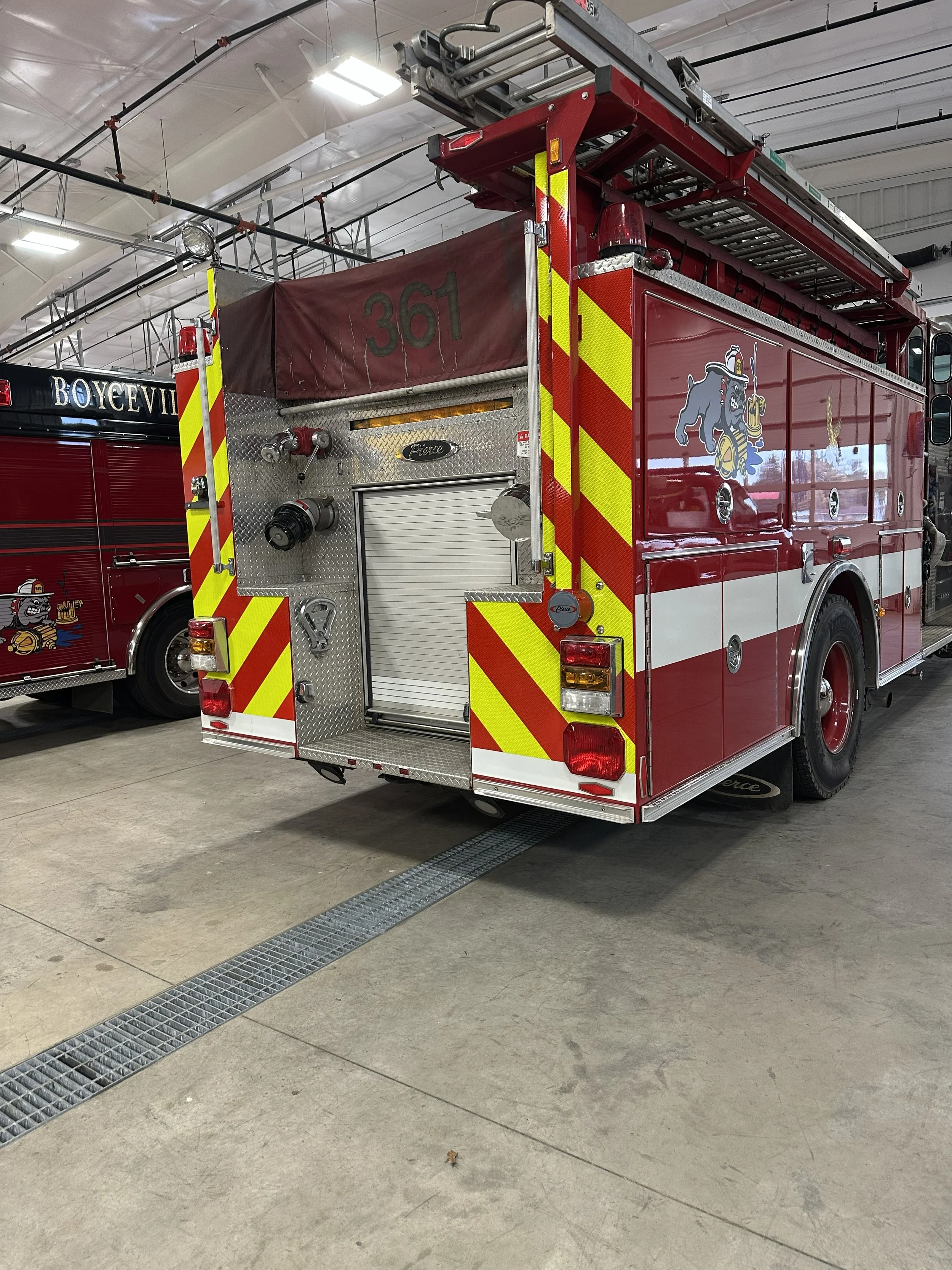 Fire truck Yellow & Red strips with Digitally printed bulldog