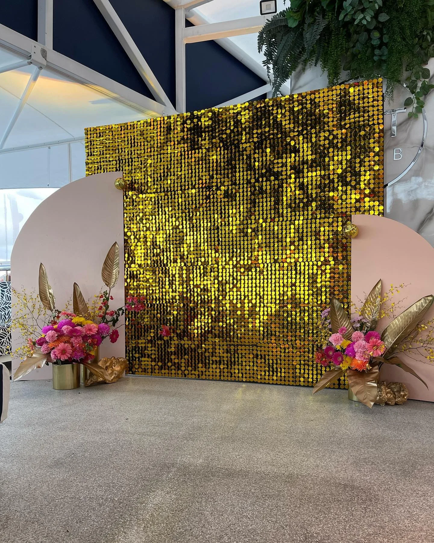 A little colour and fun for our dynamic corporate client on the Gold Coast. 

Venue: @theyotclub
