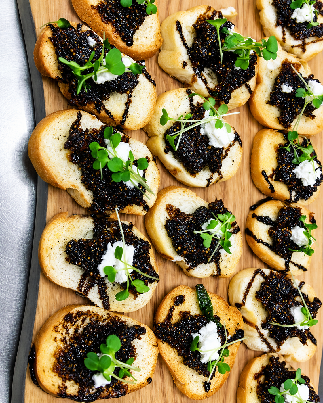 Fig Argo dolce with Goat Cheese Mousse Crustini.png