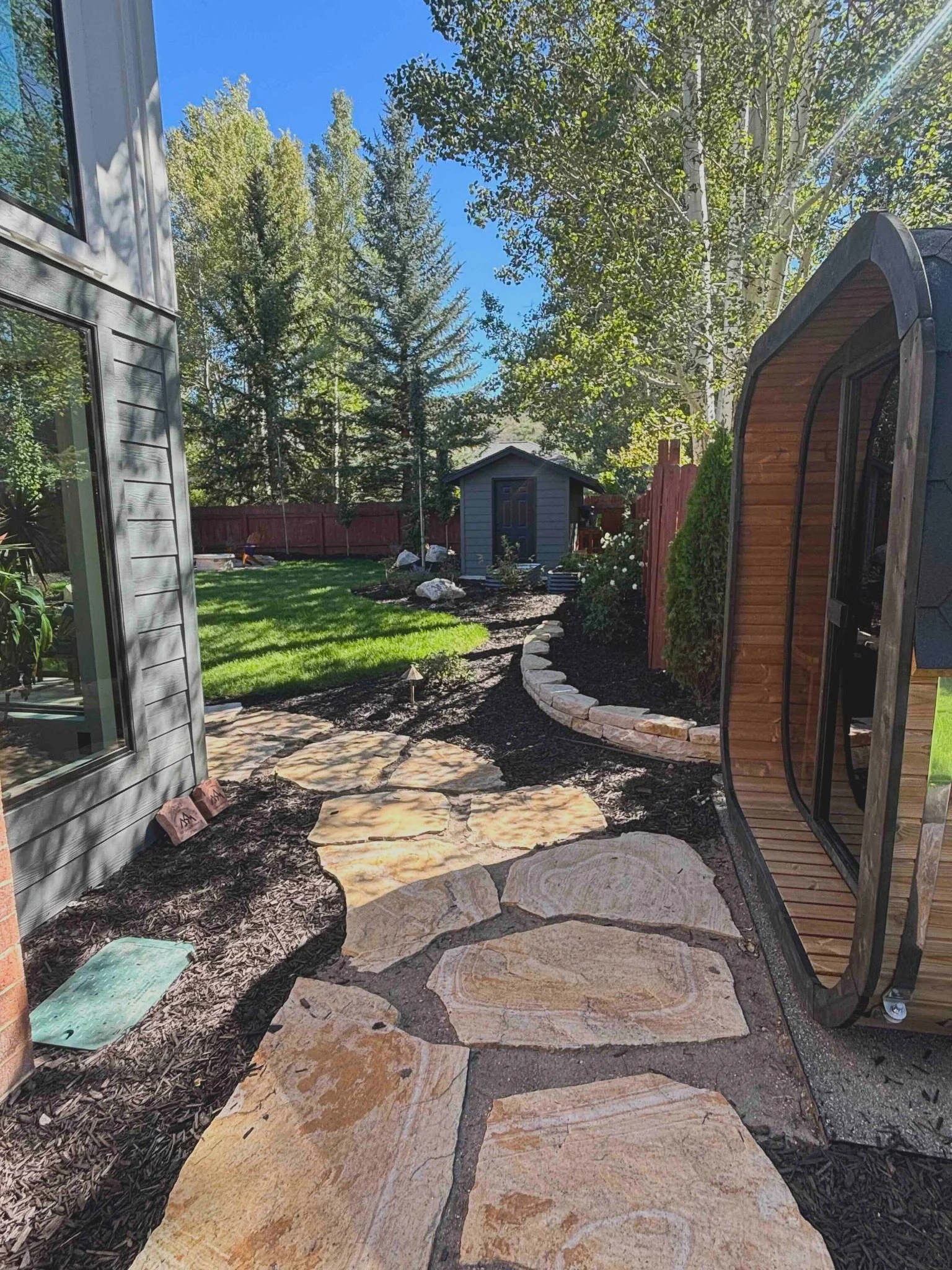outdoor sauna with browns canyon flagstone