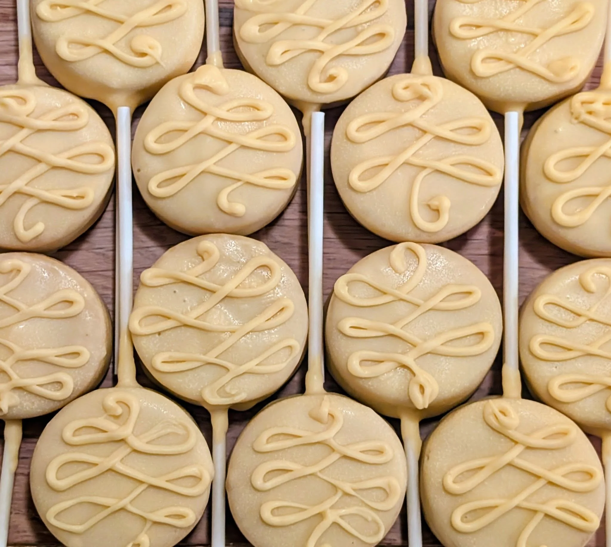 Cake Batter Cakepops