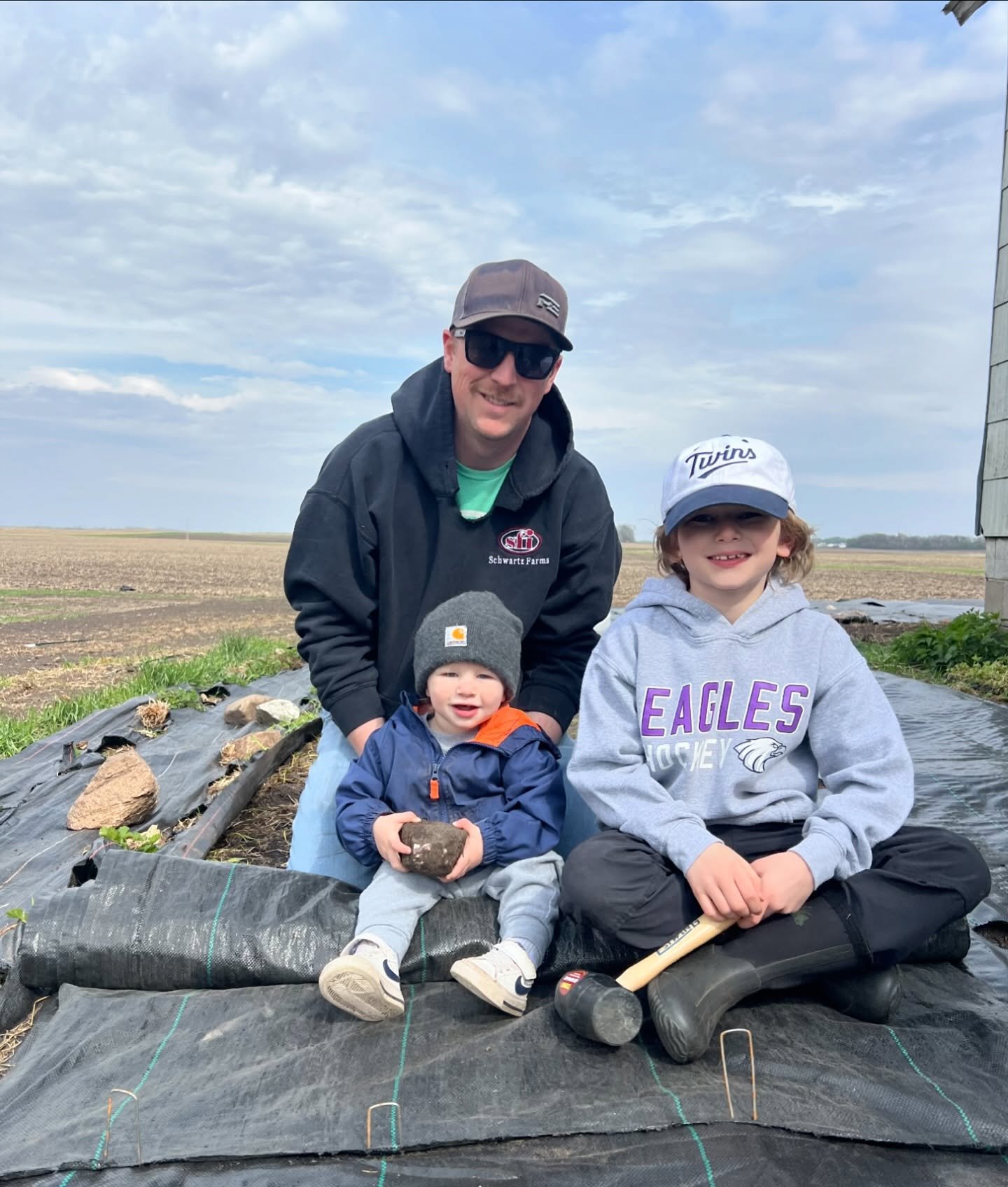 Happy May and Happy Mother&rsquo;s Day week! 

My husband asked what I&rsquo;d like to do for Mother&rsquo;s Day, and without hesitation I replied, &ldquo;Get more plants in the ground.&rdquo;
I&rsquo;m sure many moms can relate when I say it feels l